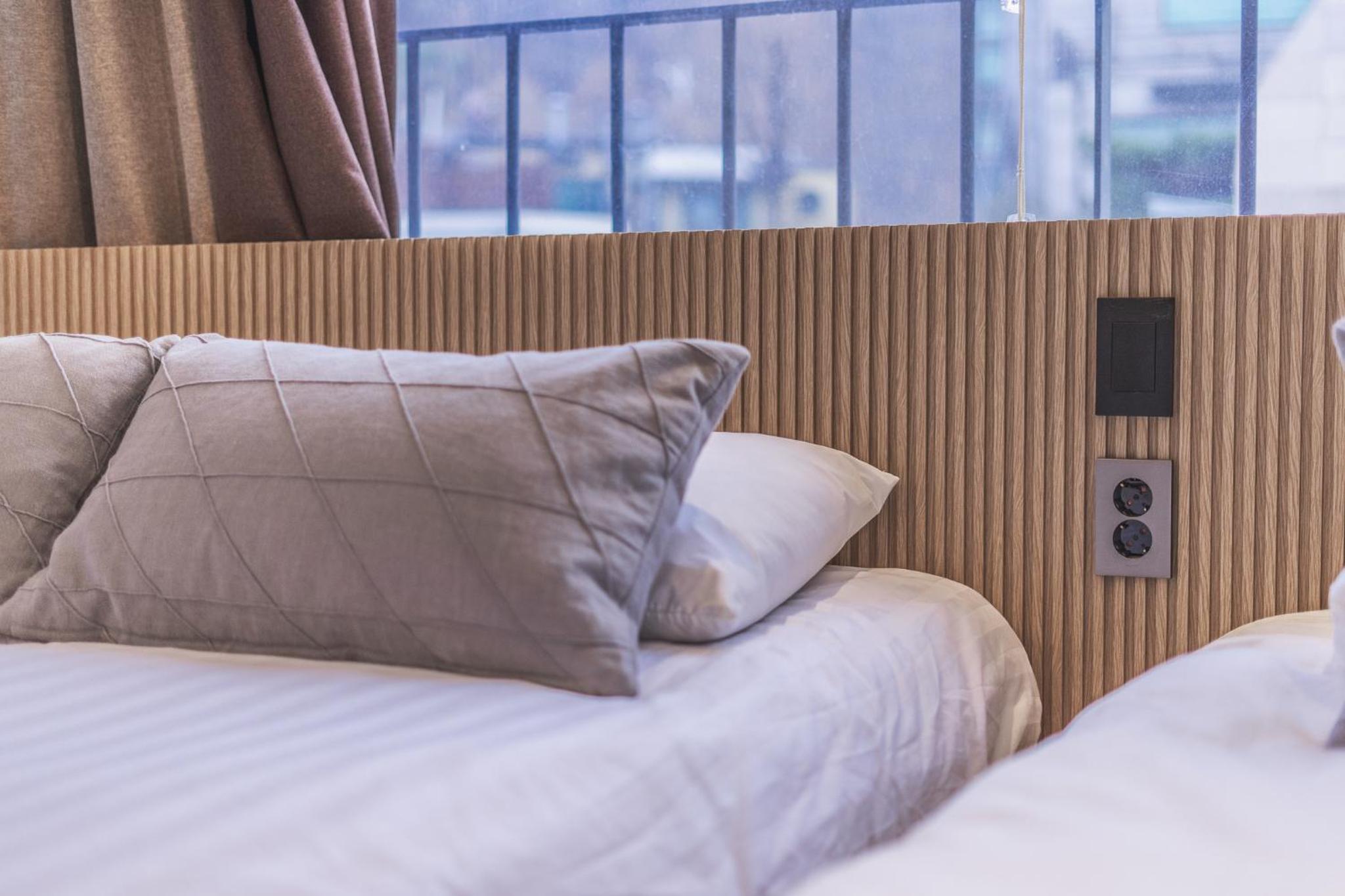 Myeongdong Artmonstay