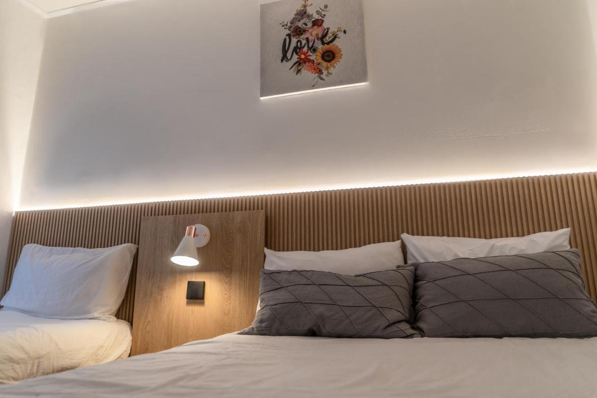 Myeongdong Artmonstay