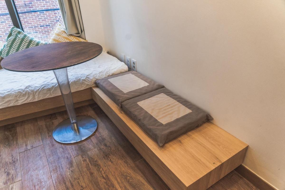 Myeongdong Artmonstay
