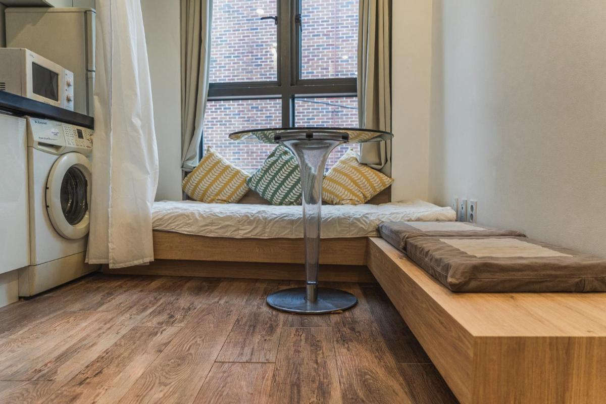 Myeongdong Artmonstay