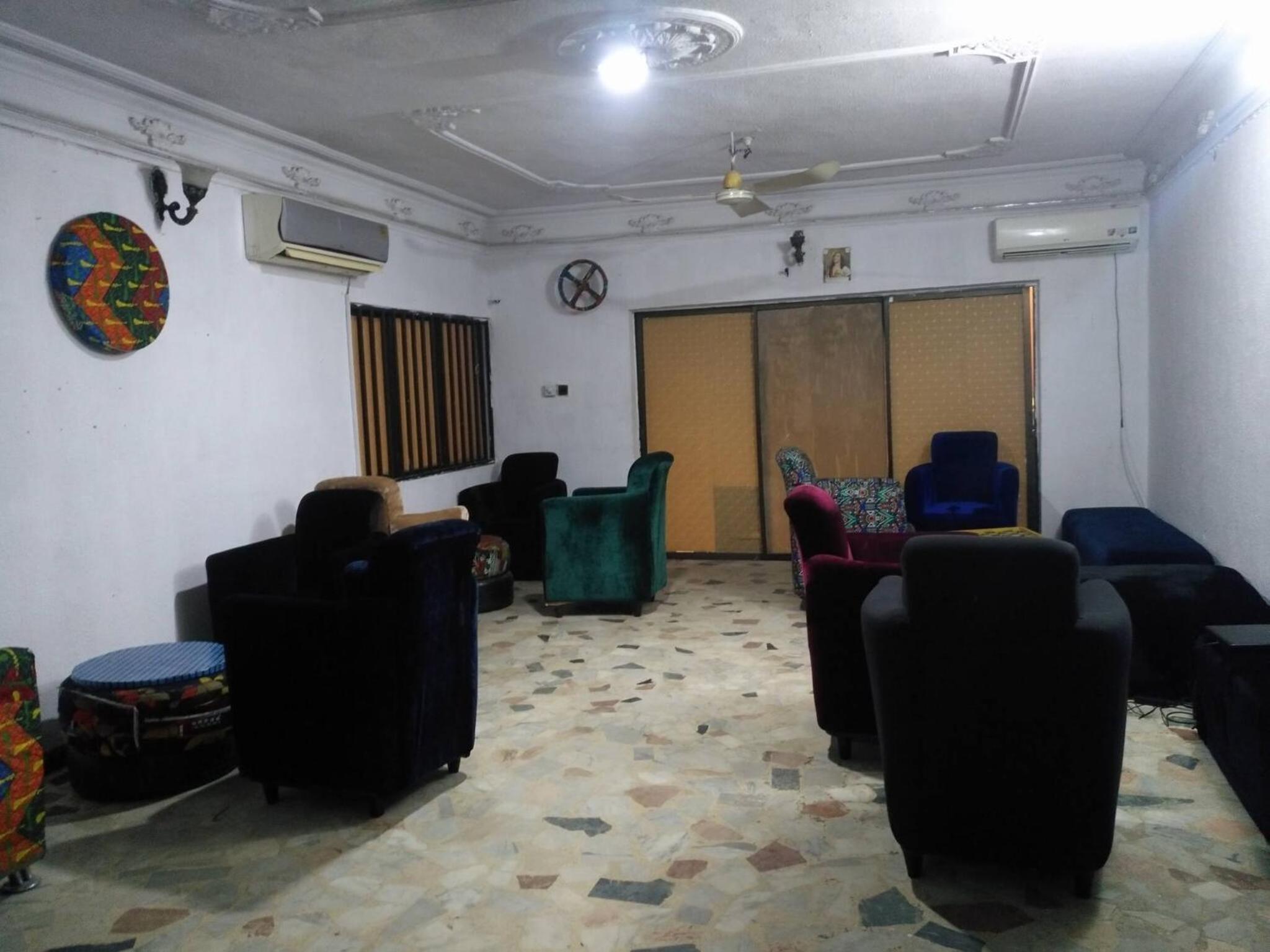 lounge