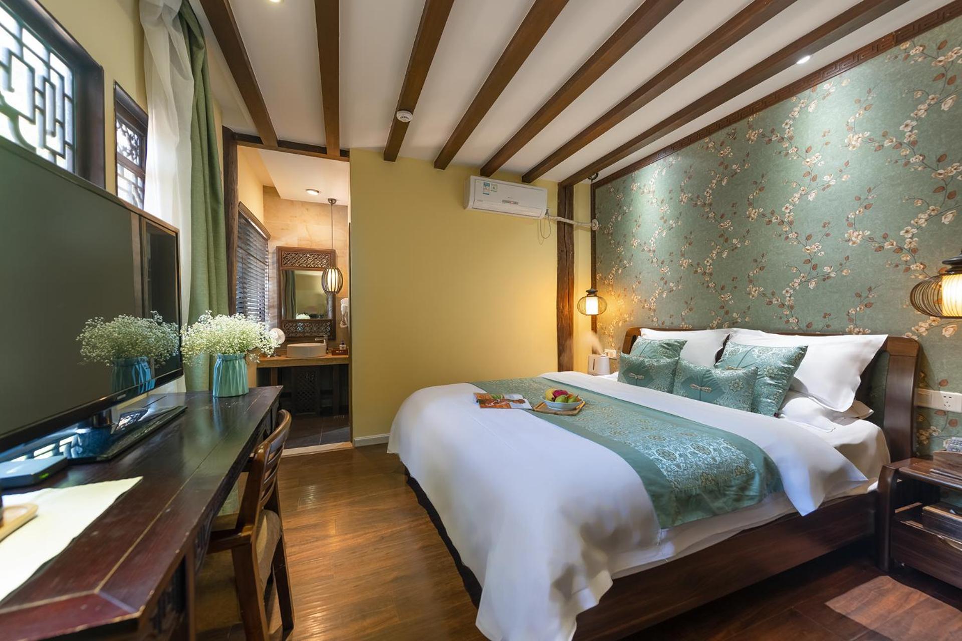Lijiang Gui Yuan Tian Ju Guesthouse
