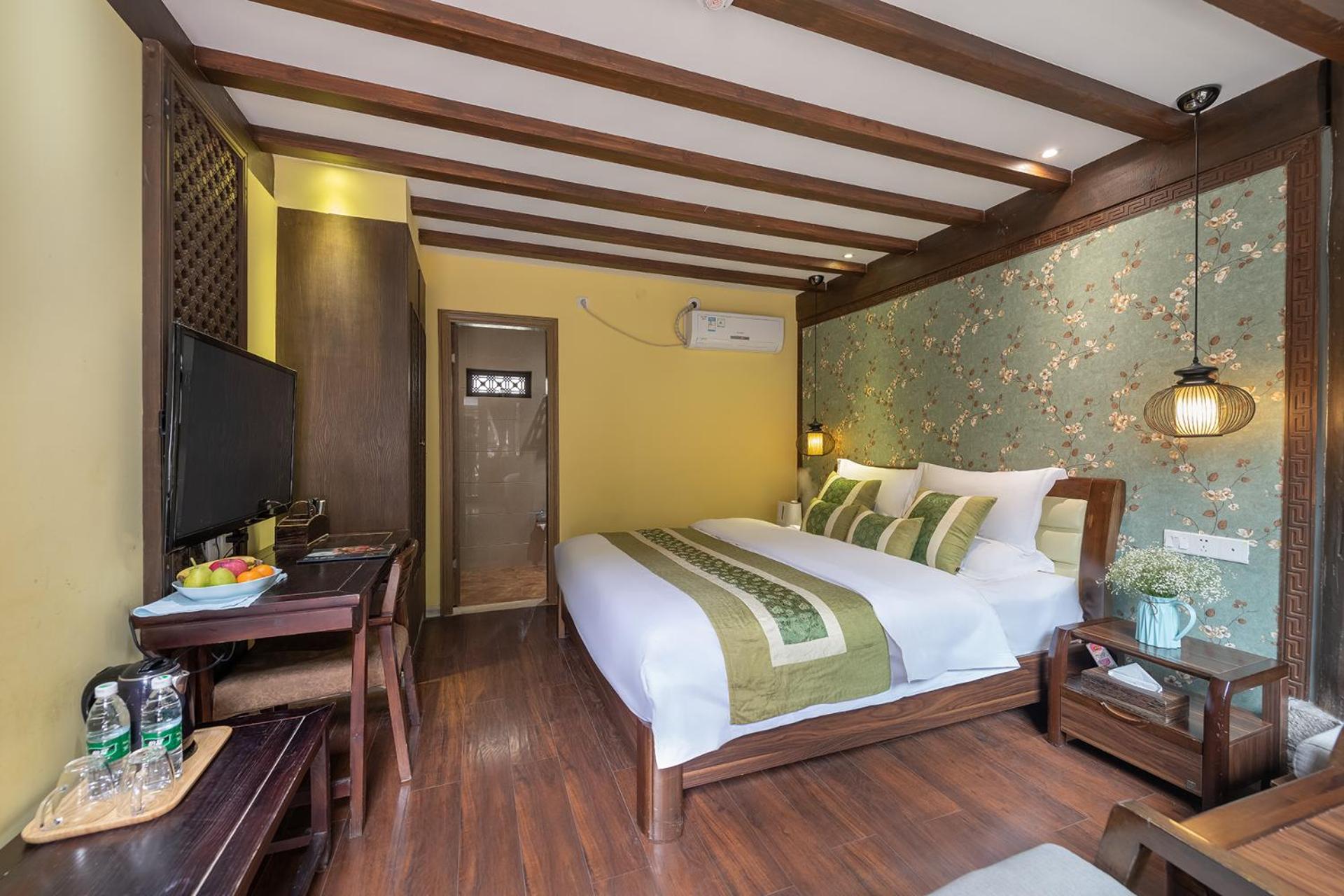 Lijiang Gui Yuan Tian Ju Guesthouse