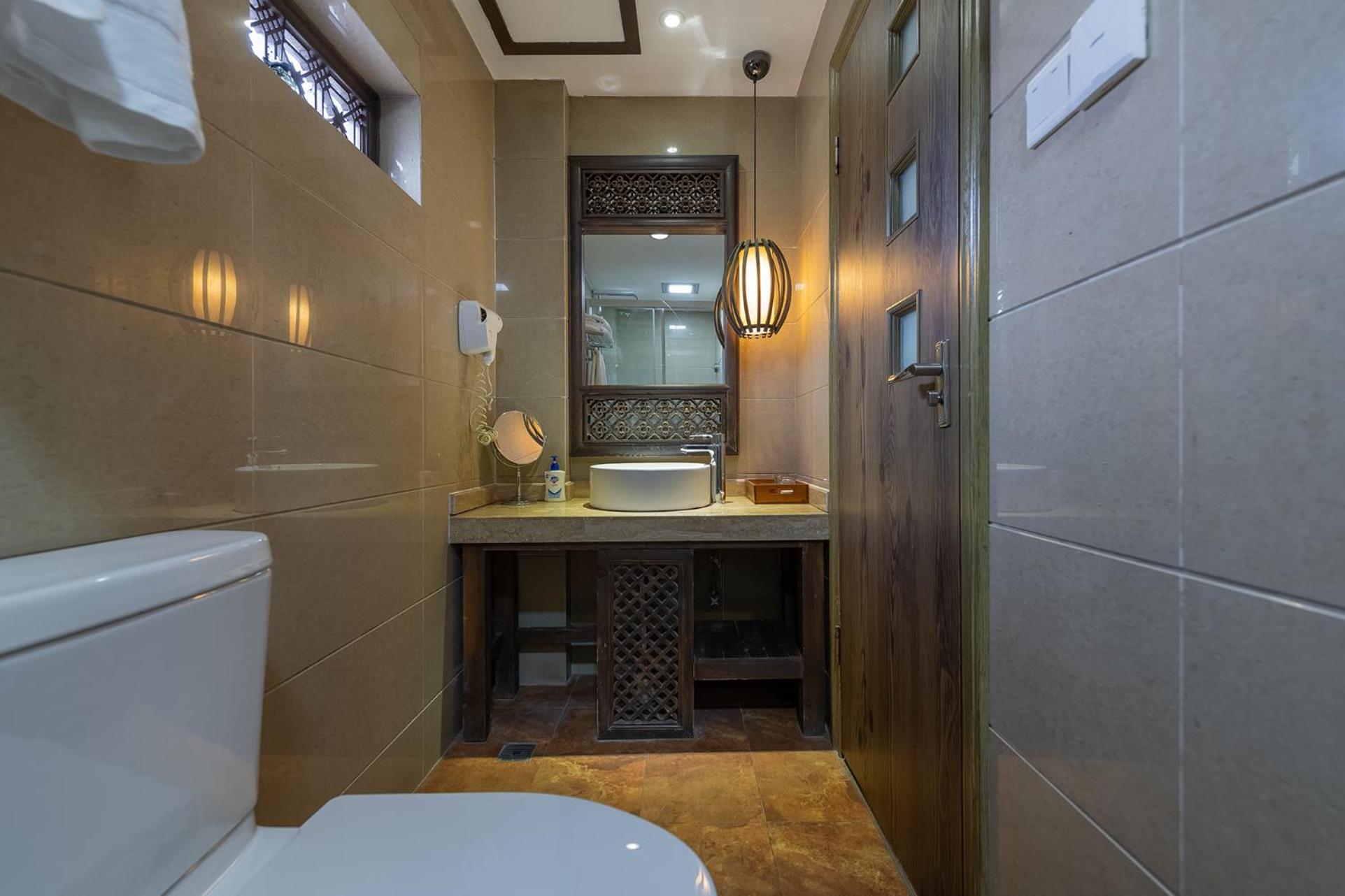 Lijiang Gui Yuan Tian Ju Guesthouse