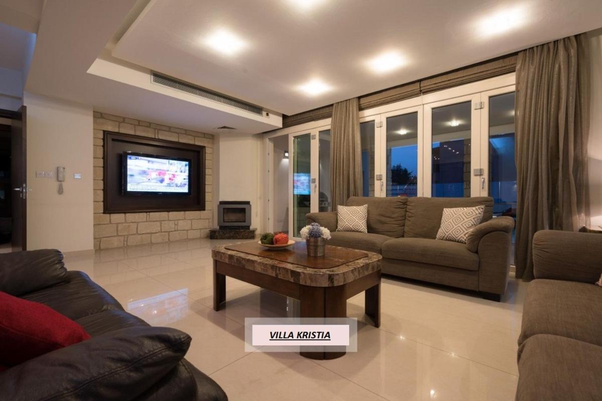 Villa Kristia