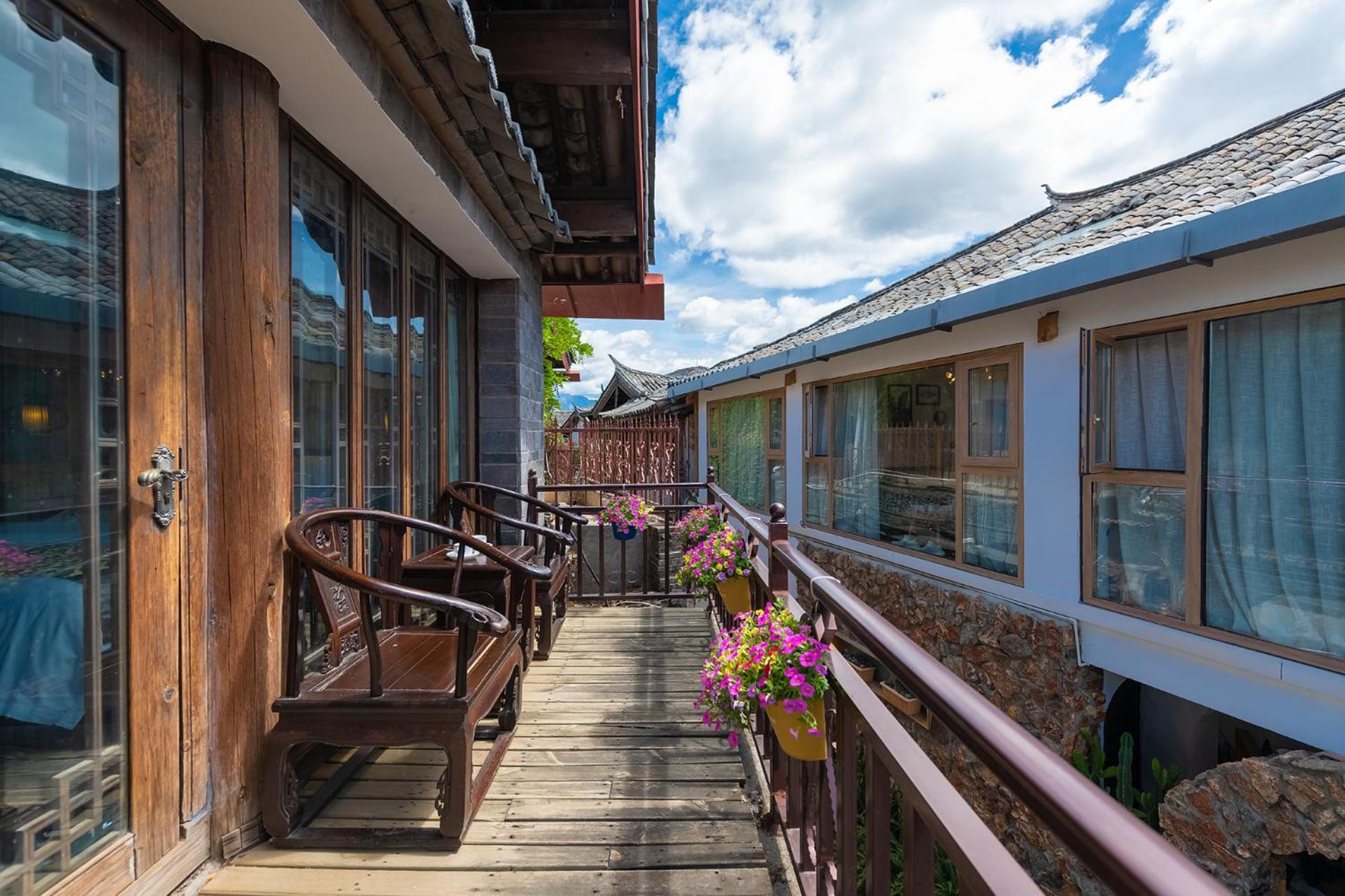 Lijiang Gui Yuan Tian Ju Guesthouse