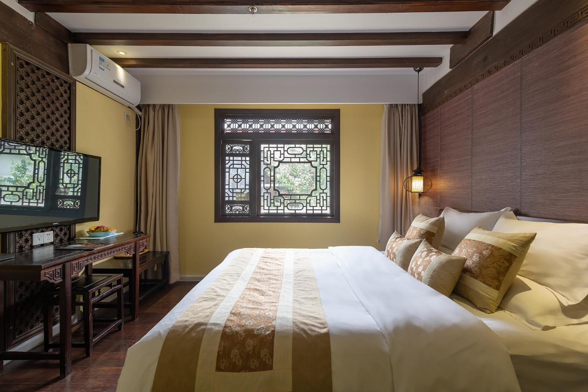 Lijiang Gui Yuan Tian Ju Guesthouse