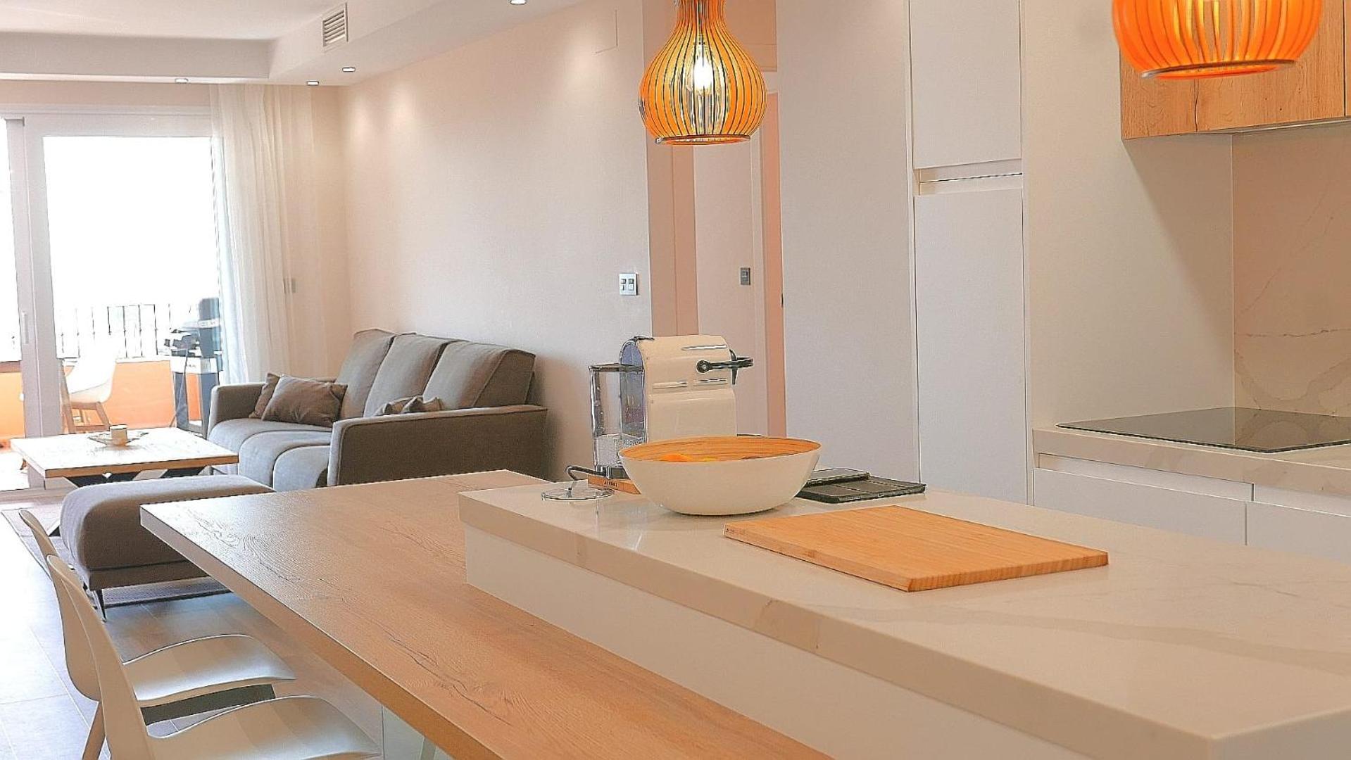 Beautiful Penthouse apartment on Golden mile, near beach view 4