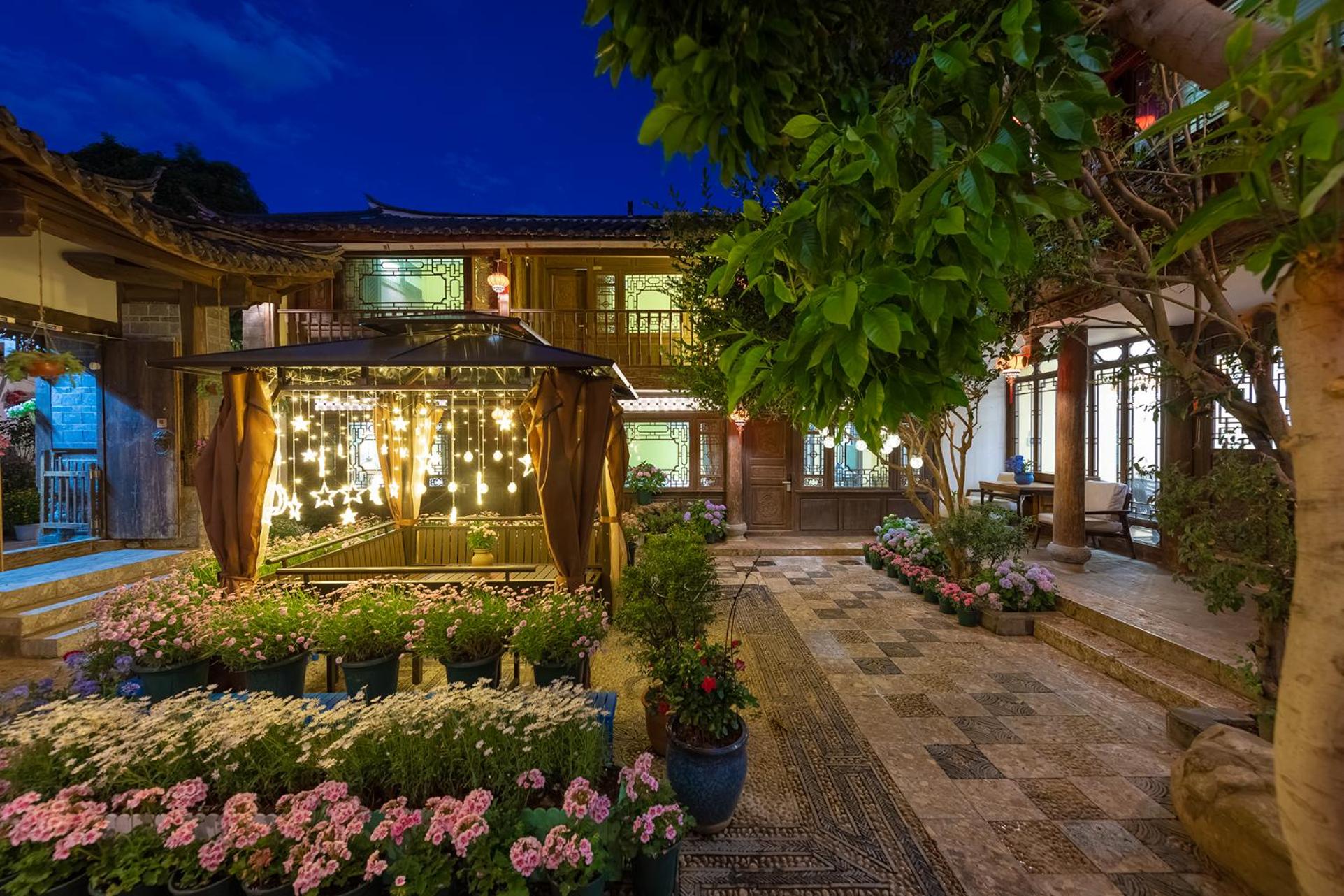 Lijiang Gui Yuan Tian Ju Guesthouse