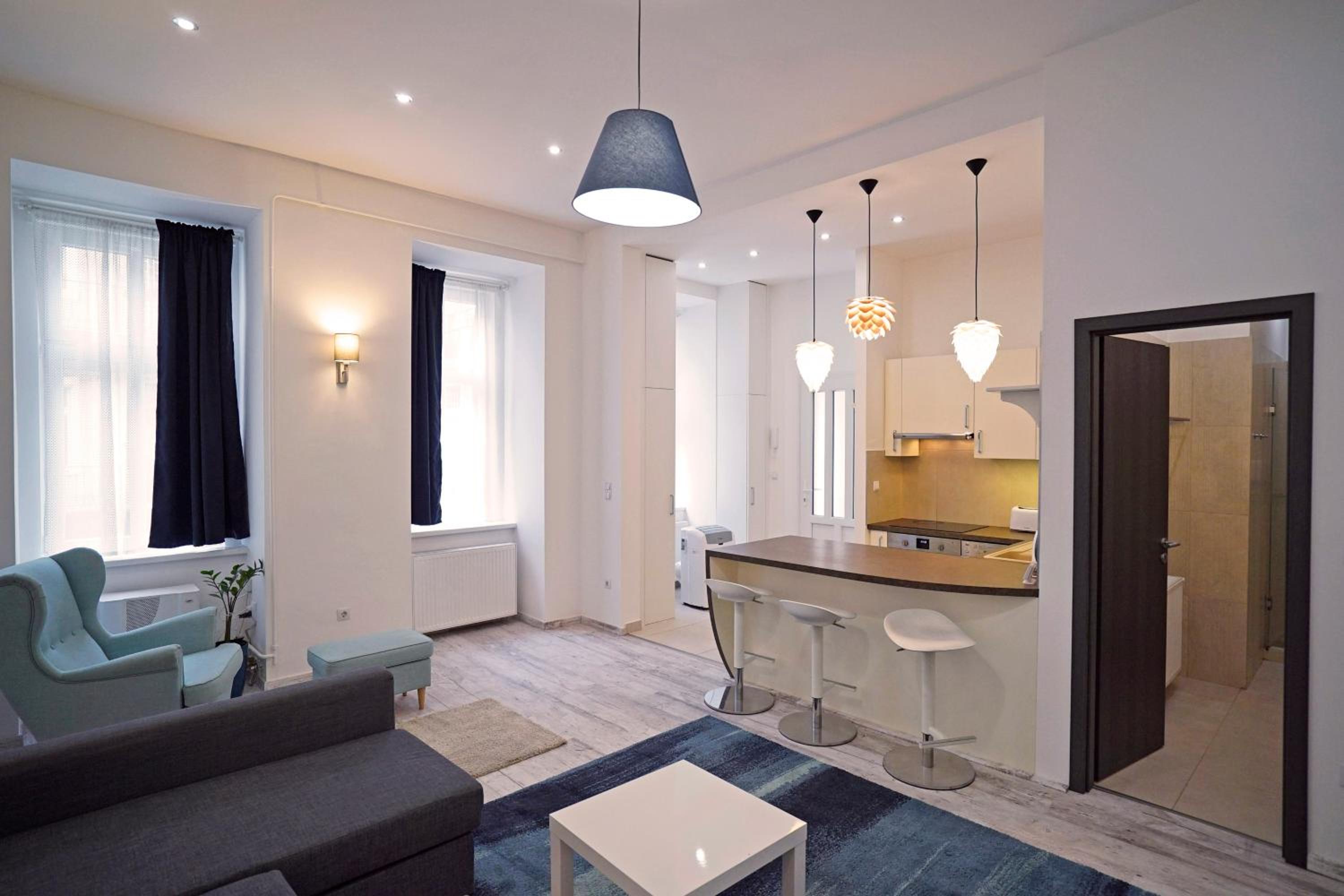 Rumbach Apartment