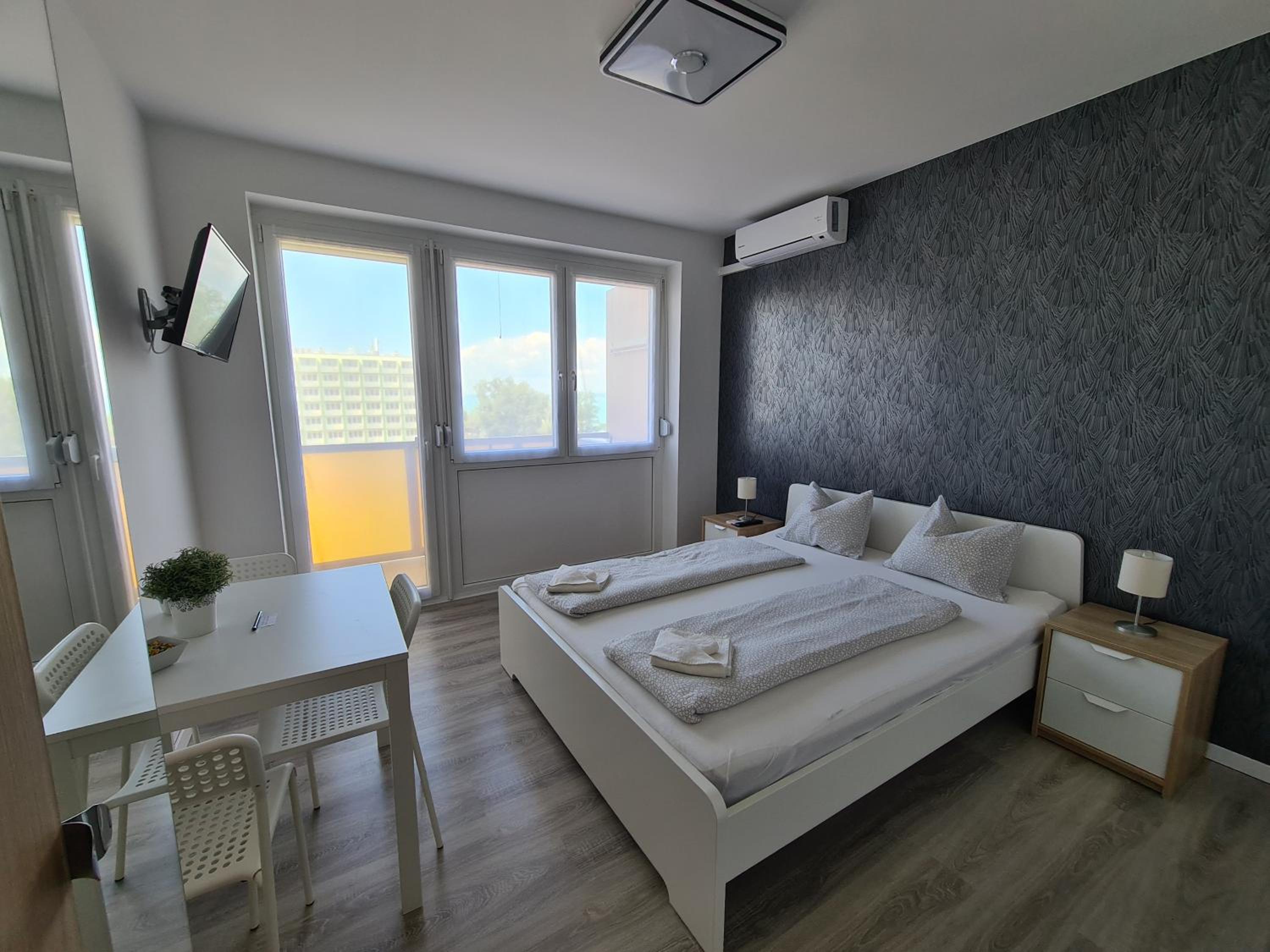 Surman Apartmanok view 2