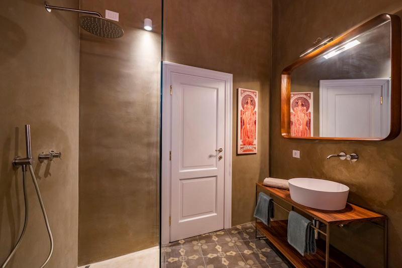Photo 32