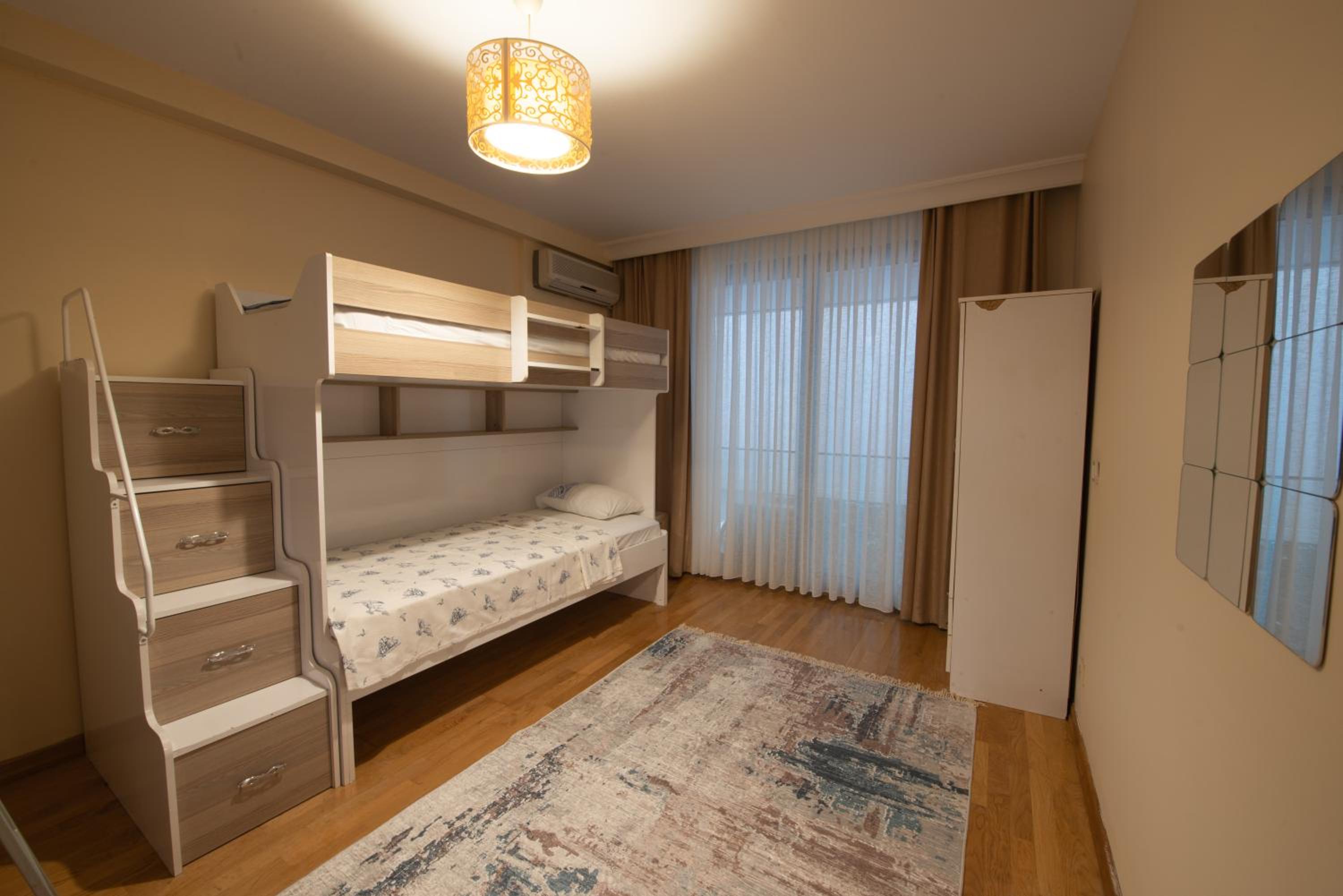 Three bedroom Duplex apartment with large terrace