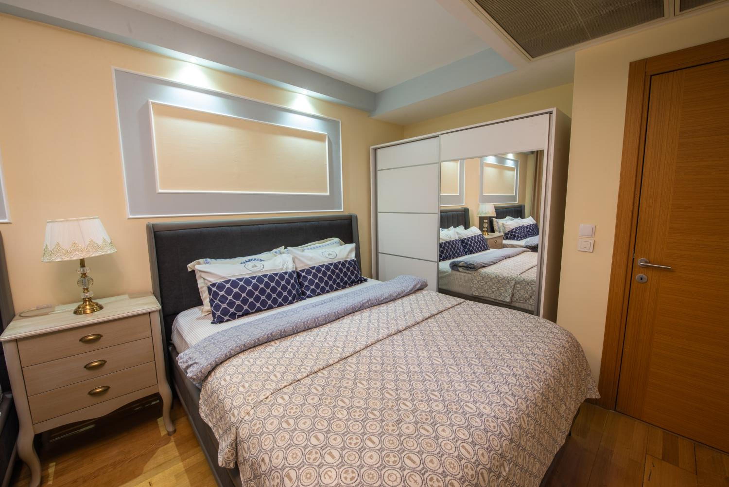 Three bedroom Duplex apartment with large terrace