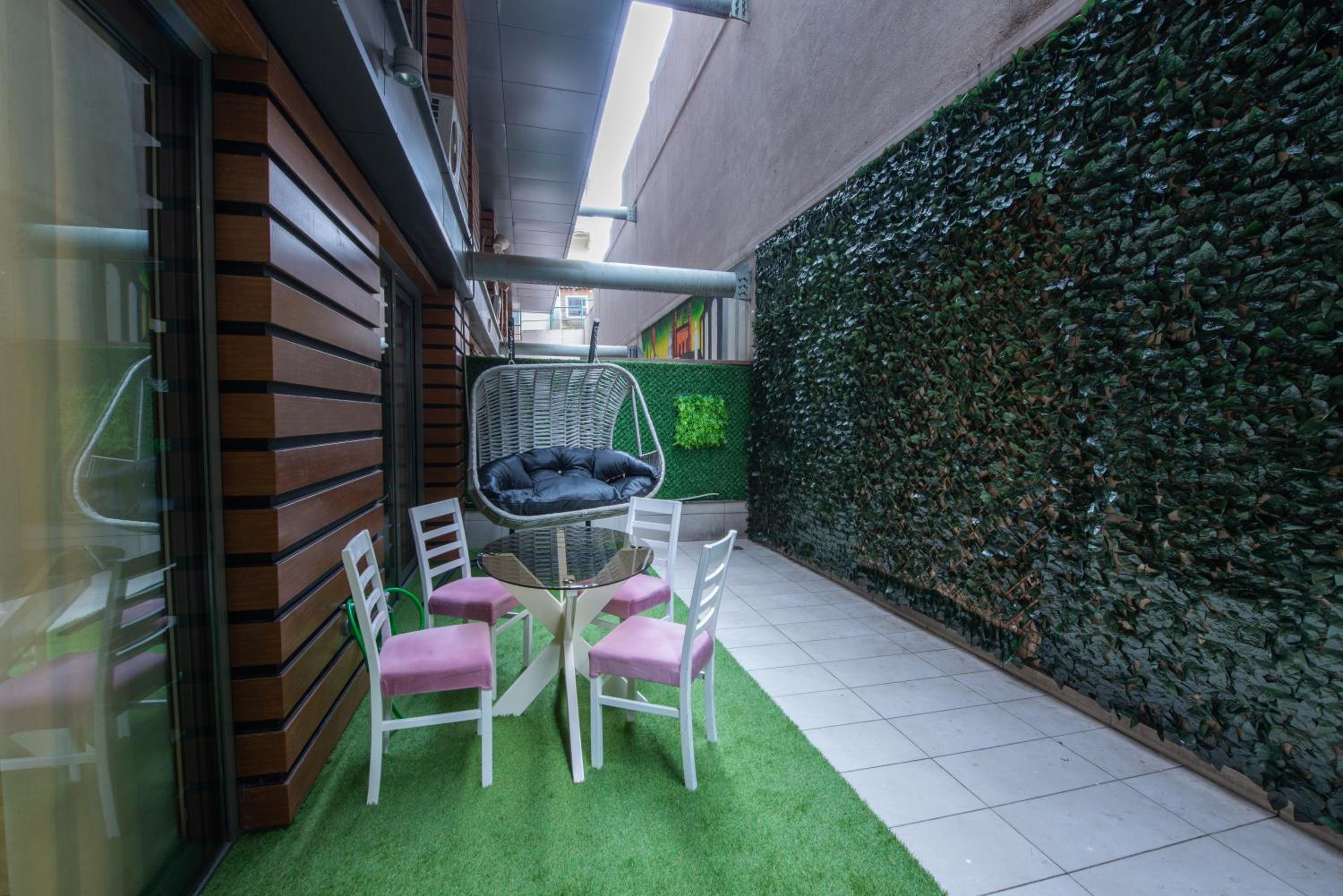 Three bedroom Duplex apartment with large terrace