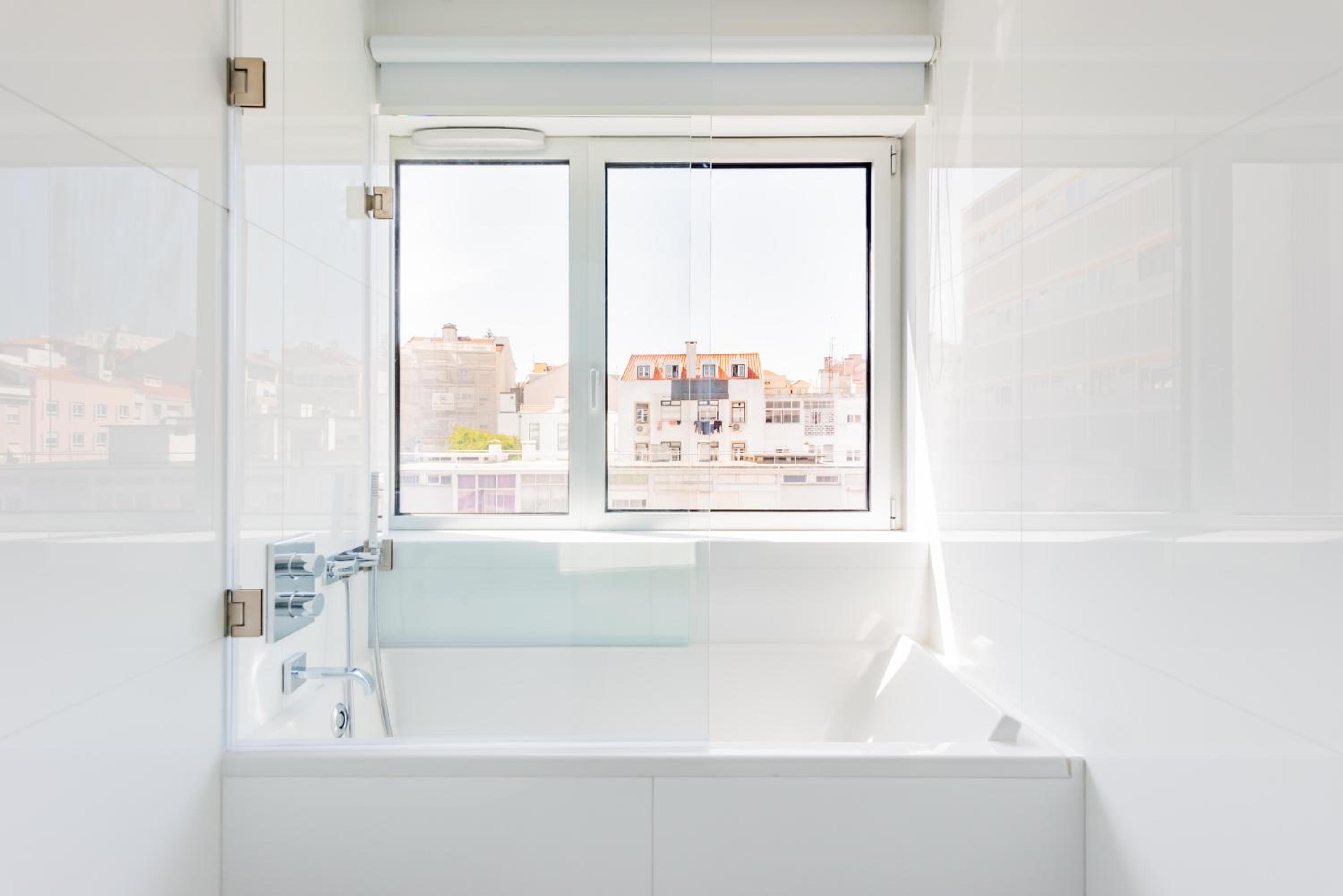 Estrela Modern Flat @ Infante Santo view 4