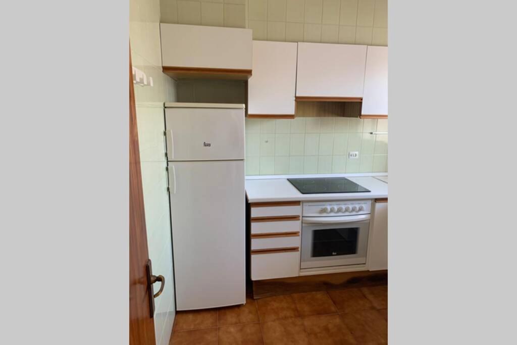 Apartamento en Playa Santo Tomas 1-5 view 4