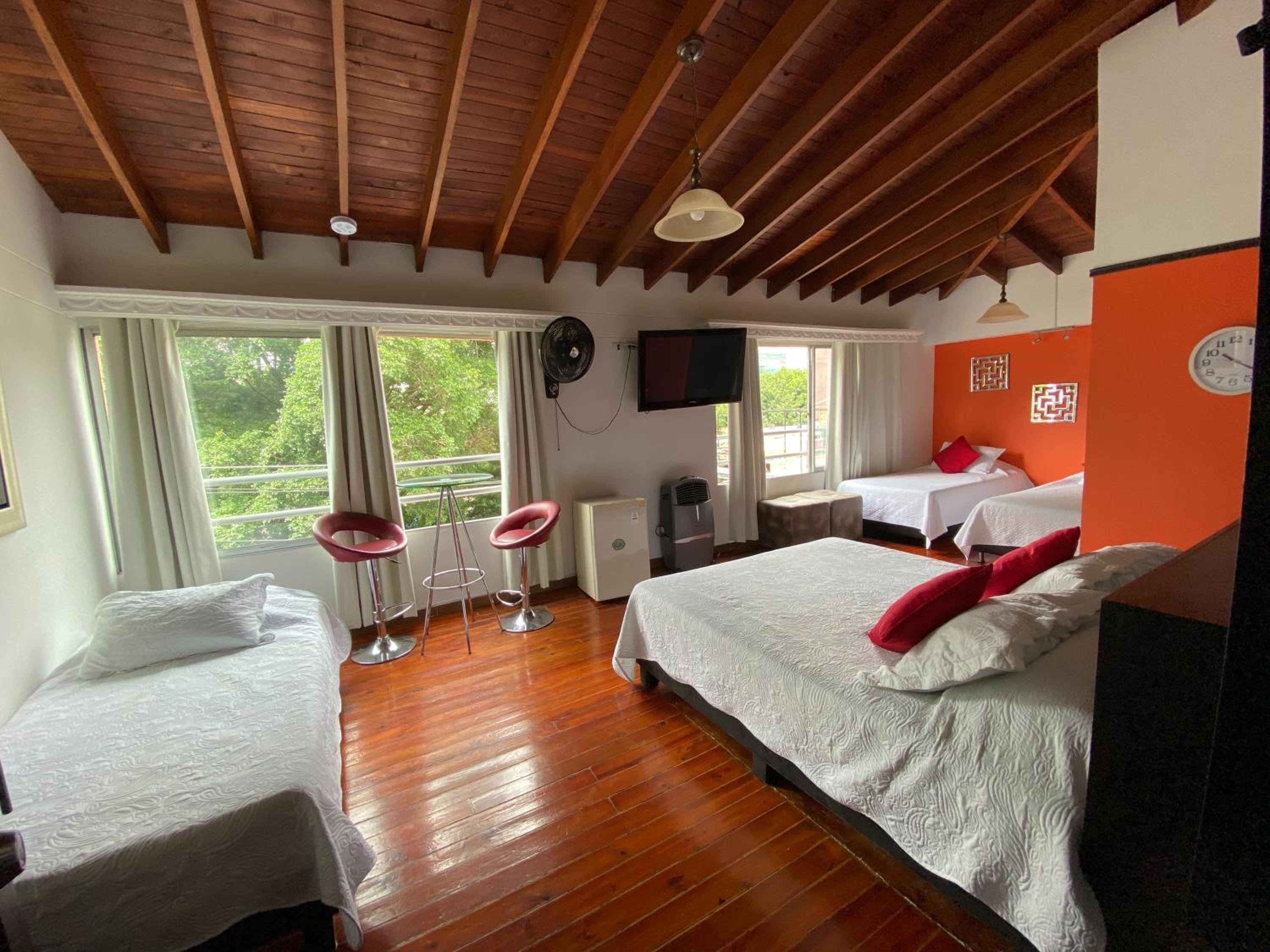 Medellin Vacations - Hotel Lleras Premium 1 - Property Image 4