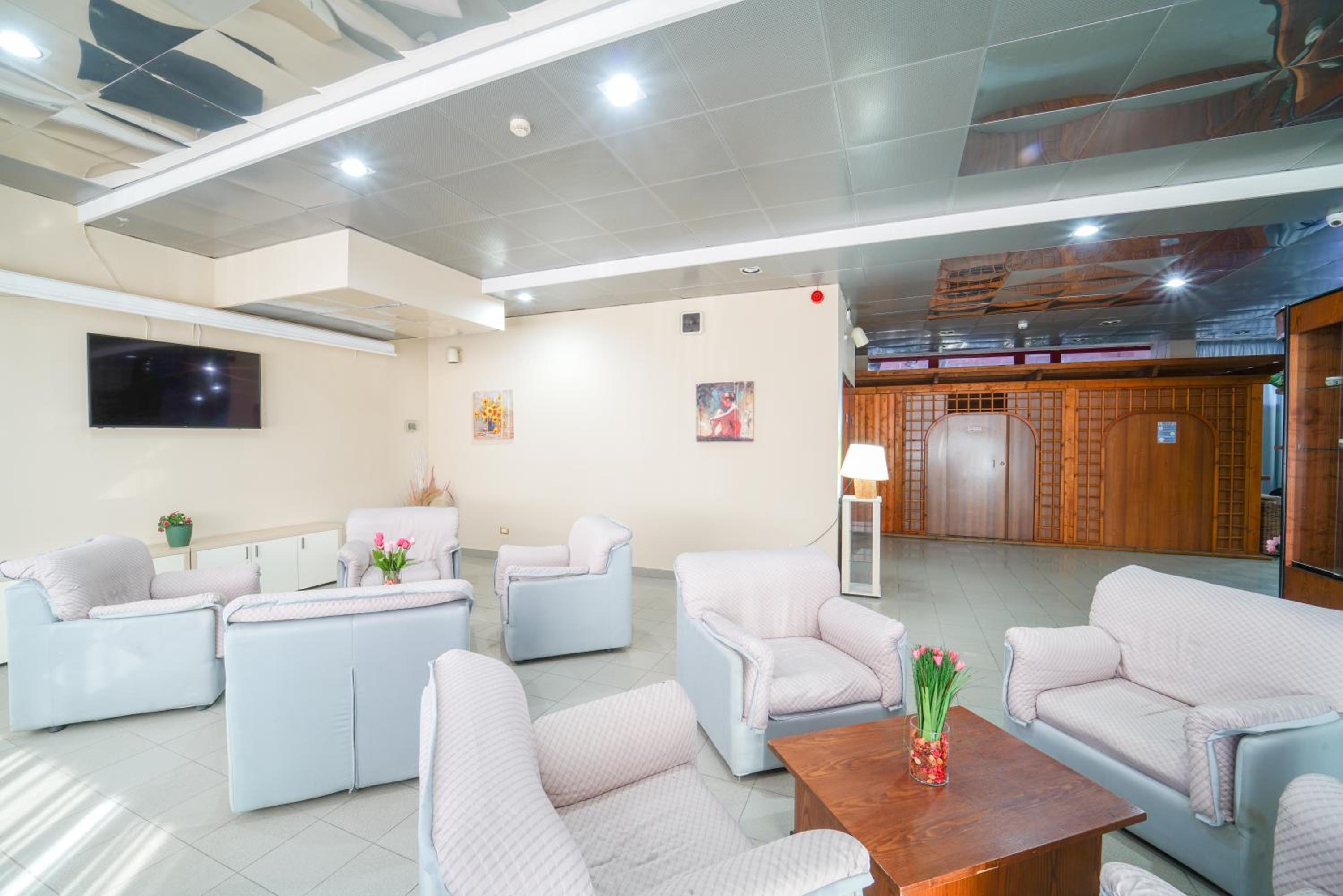 Hotel Onda Hotel - Image 1