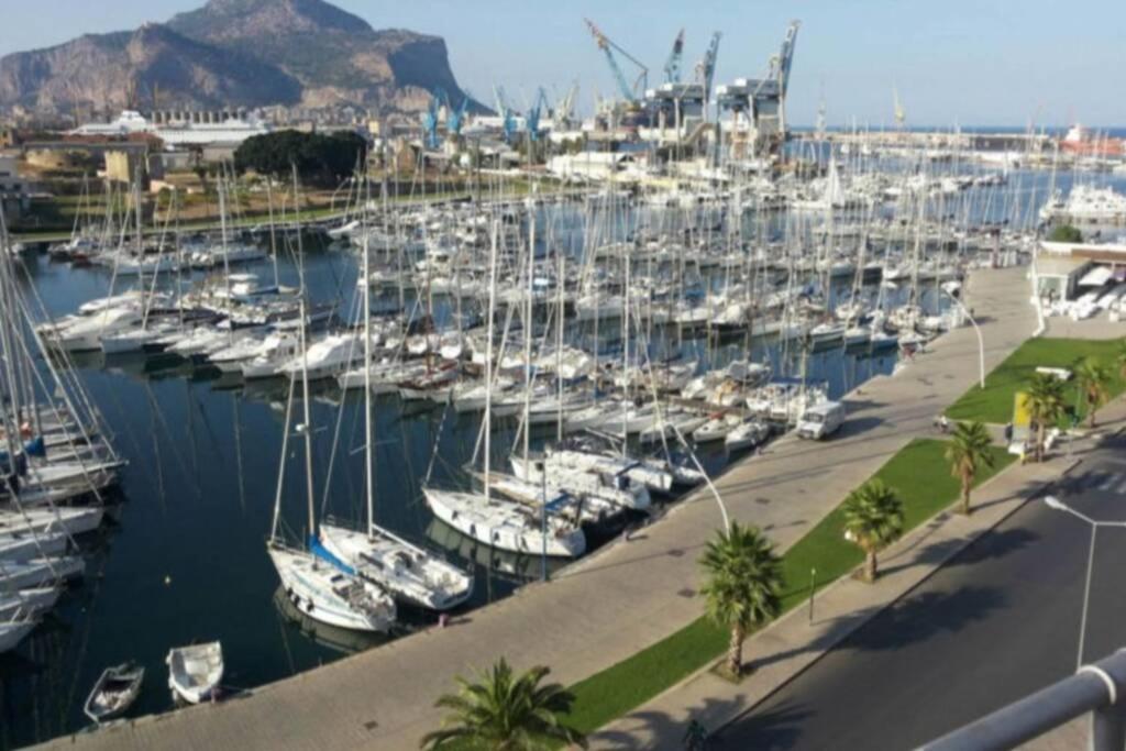 Piazza Marina Apartment view 4