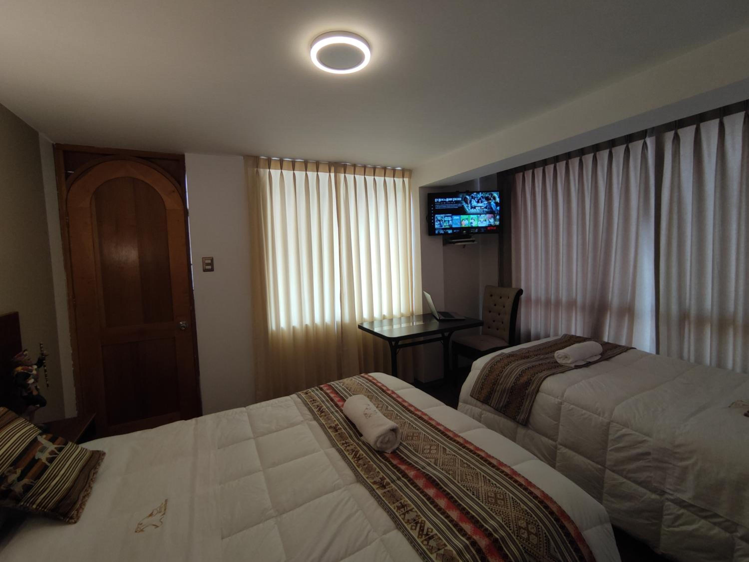 Photo 12