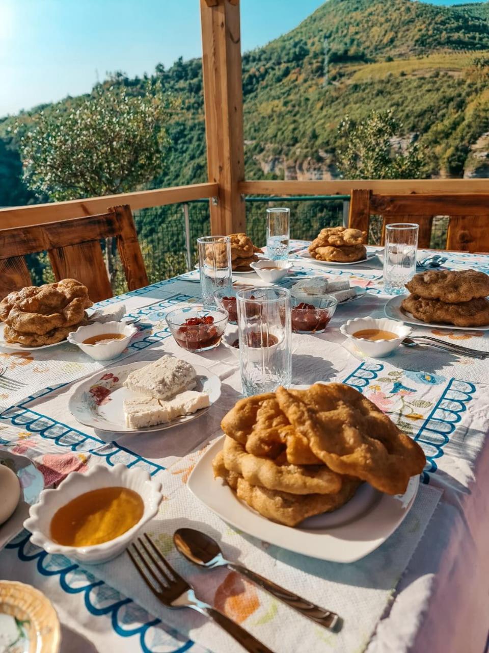 Guest House Bracaj