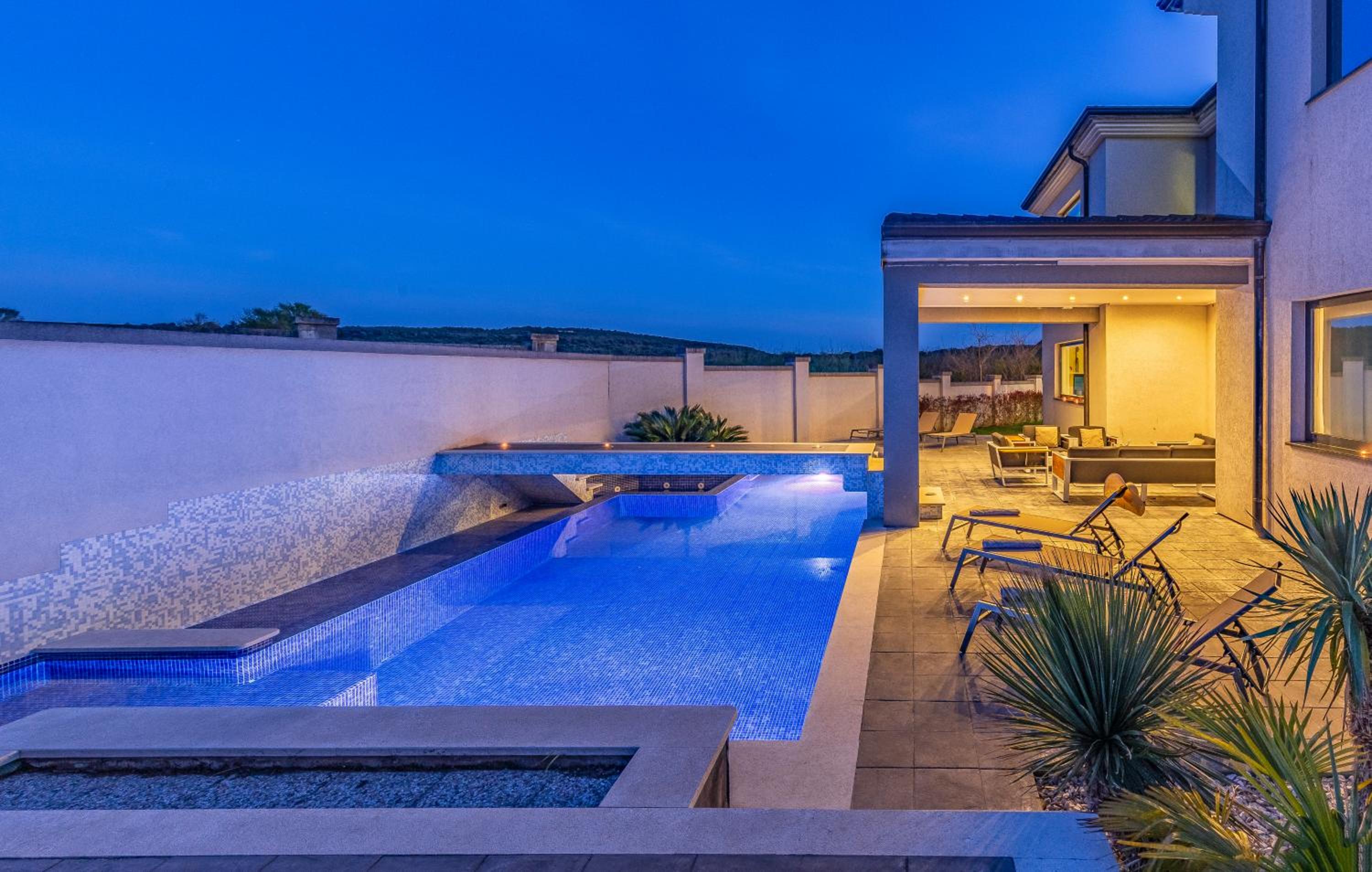 Exclusive VILLA Volme view 5