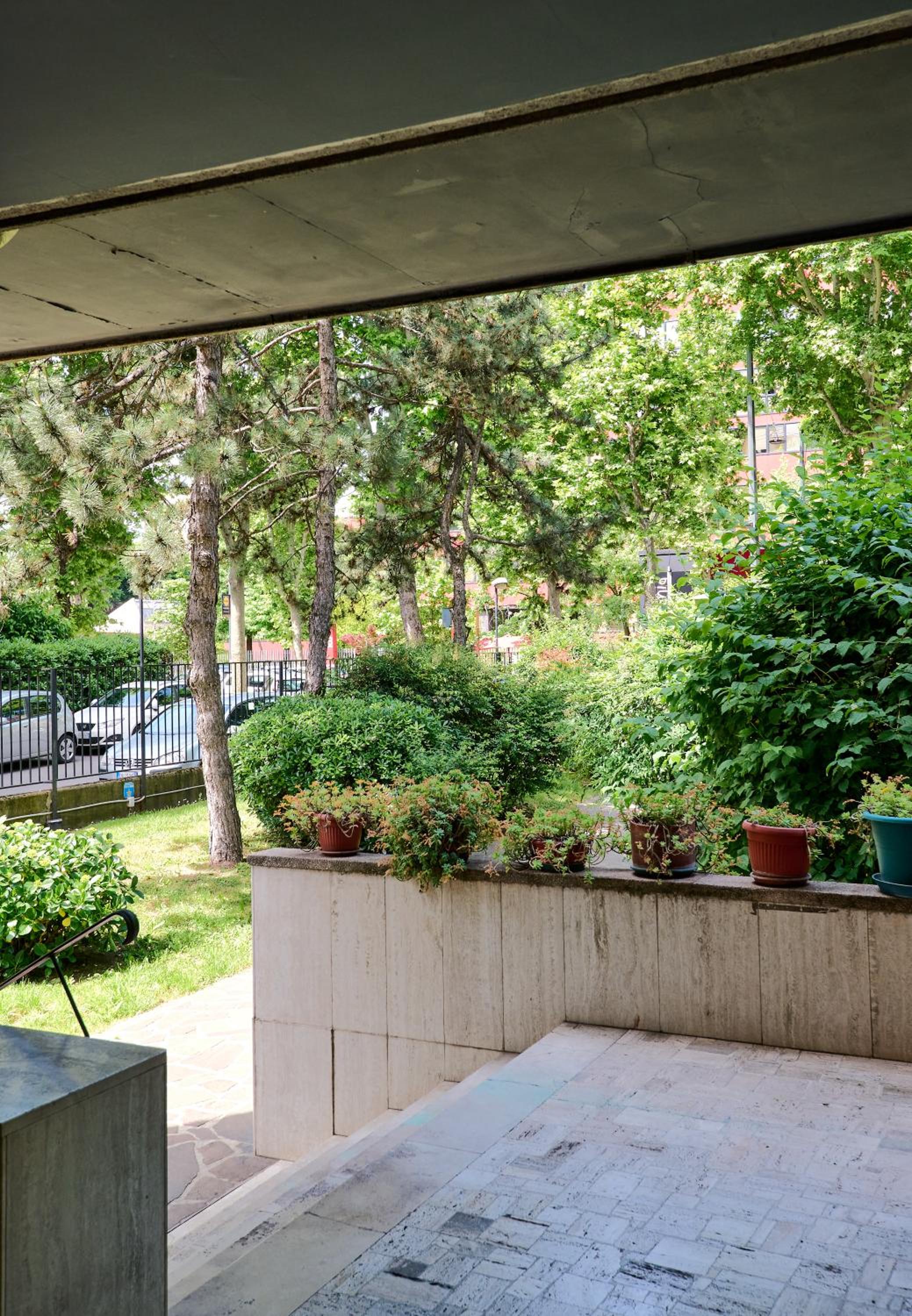 Farini Apartment