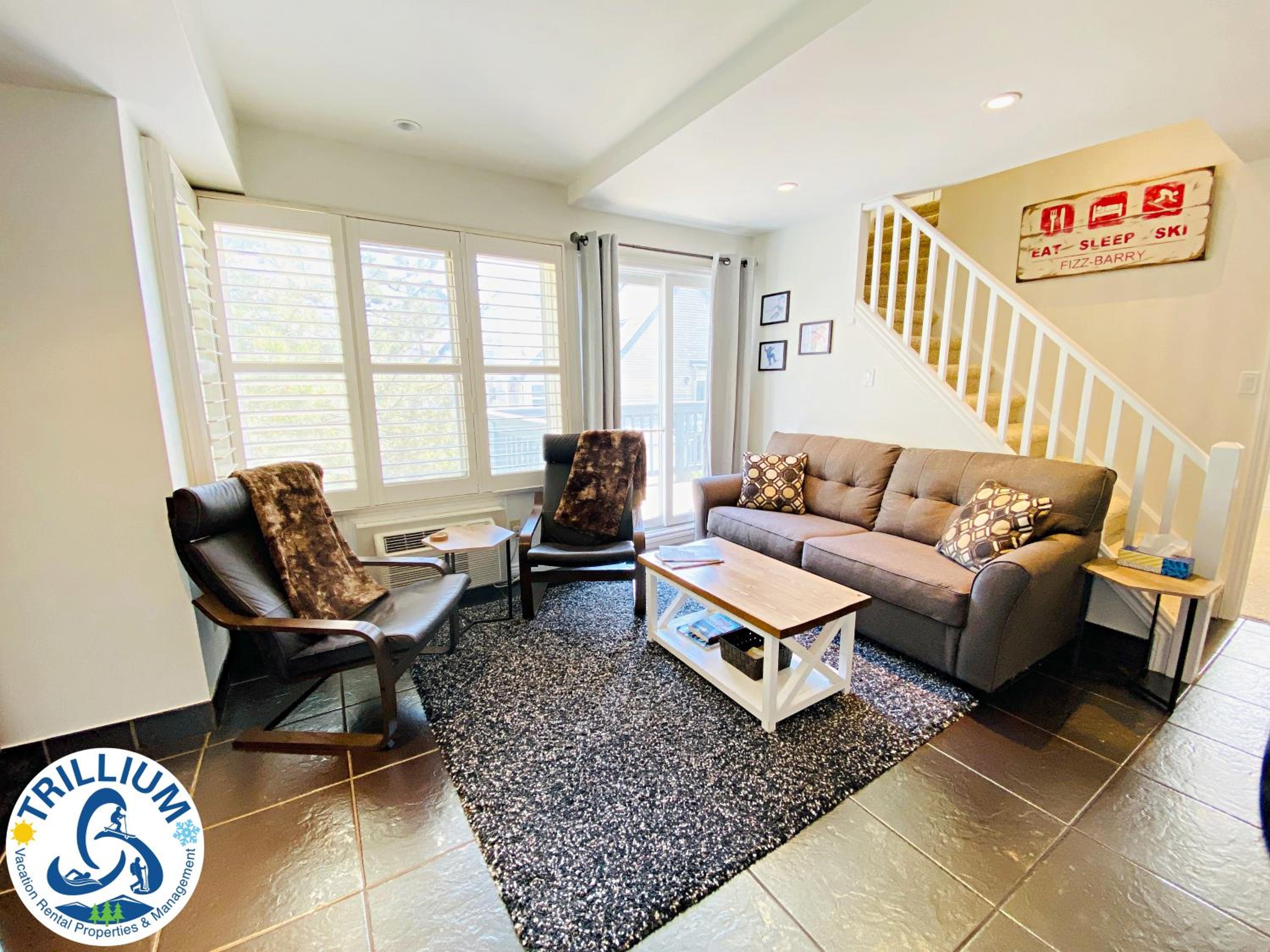 Hotel Blue Mountain Condos