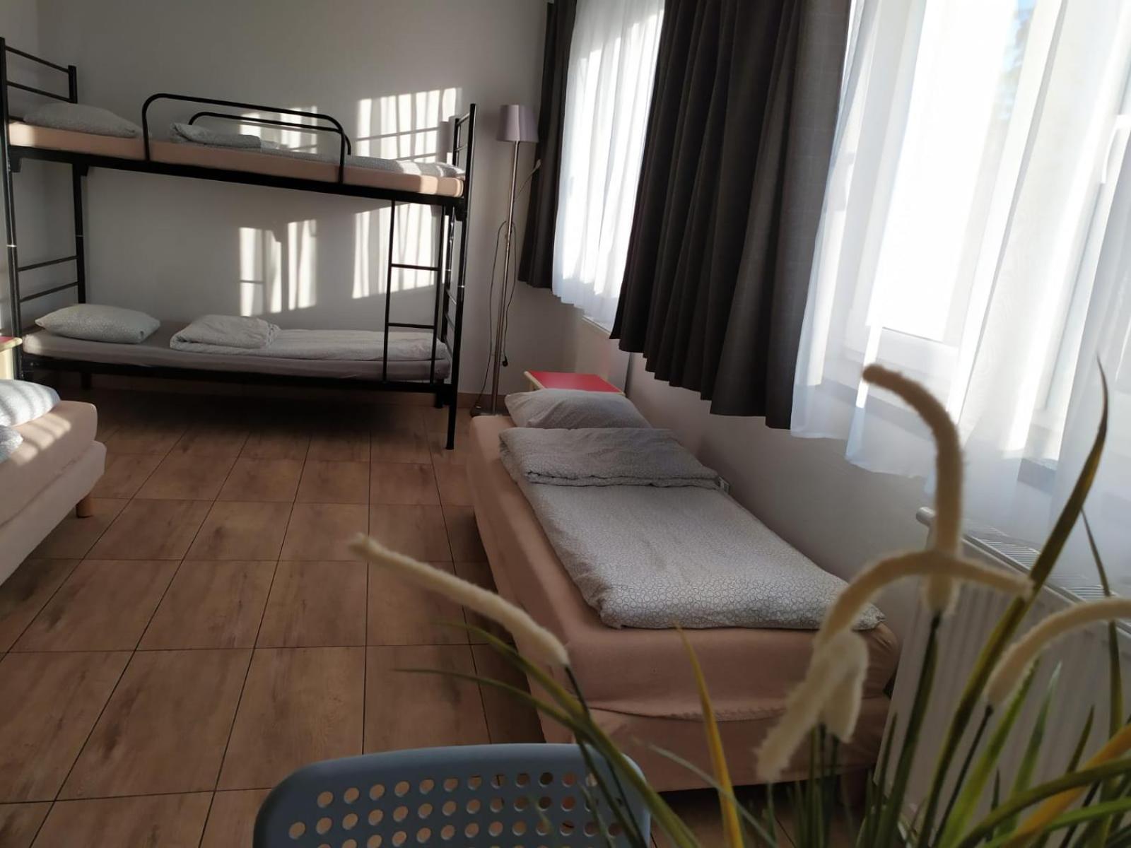 Aparthotel WADOWICE & Hostel GENERY, photo 19