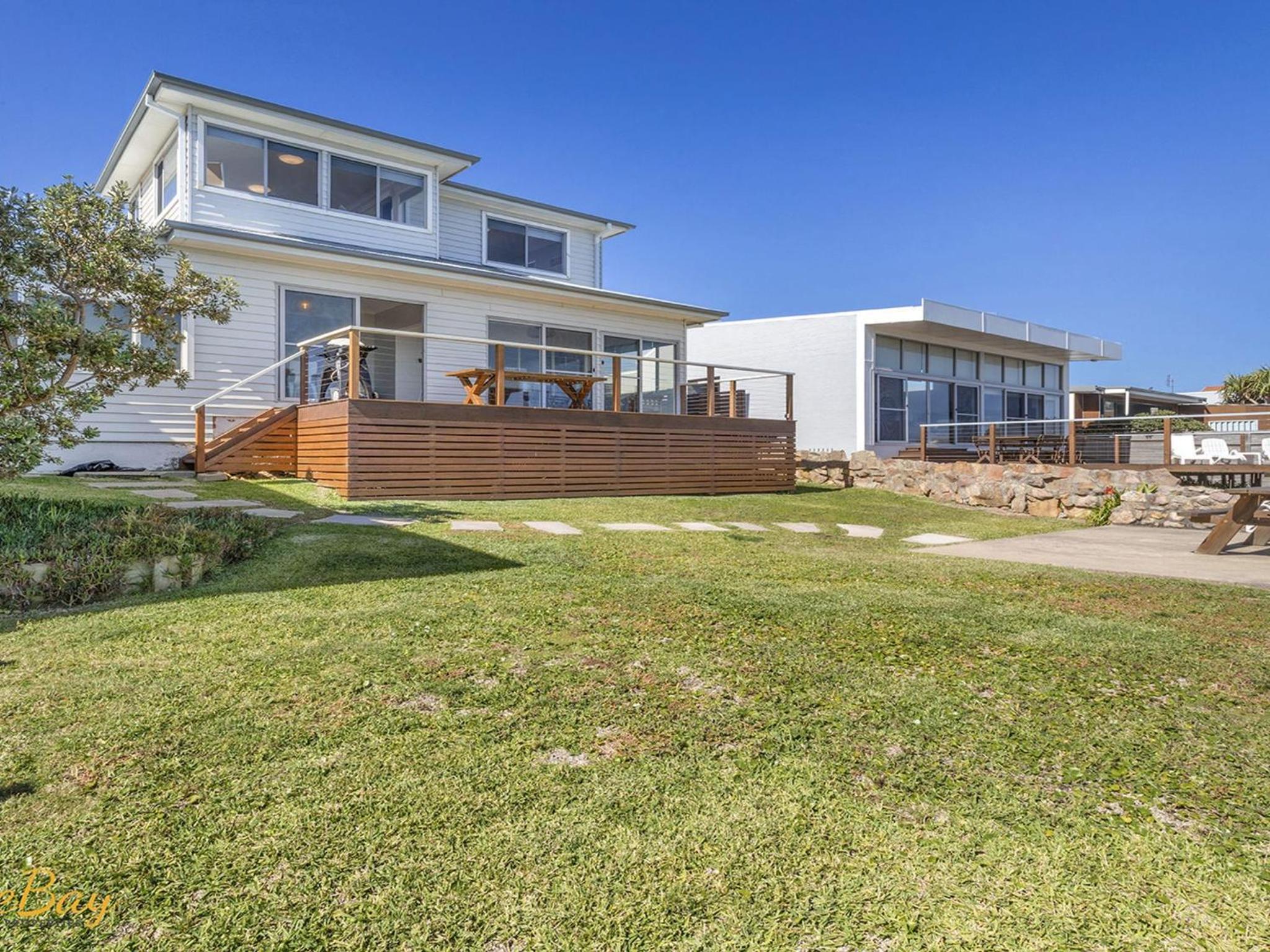 Elanora Ocean St No 8
