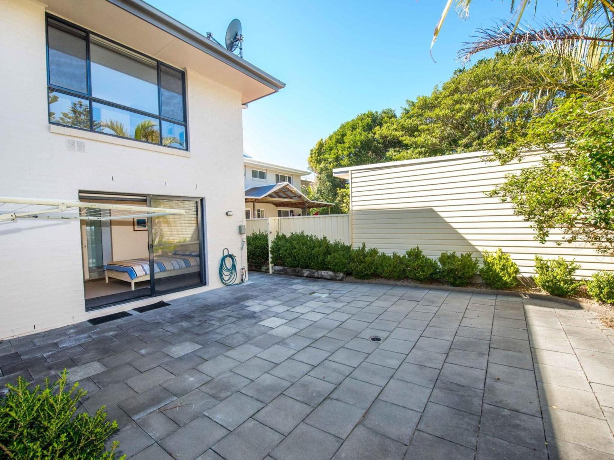 Beach House 72A Marine Dr Fingal Bay