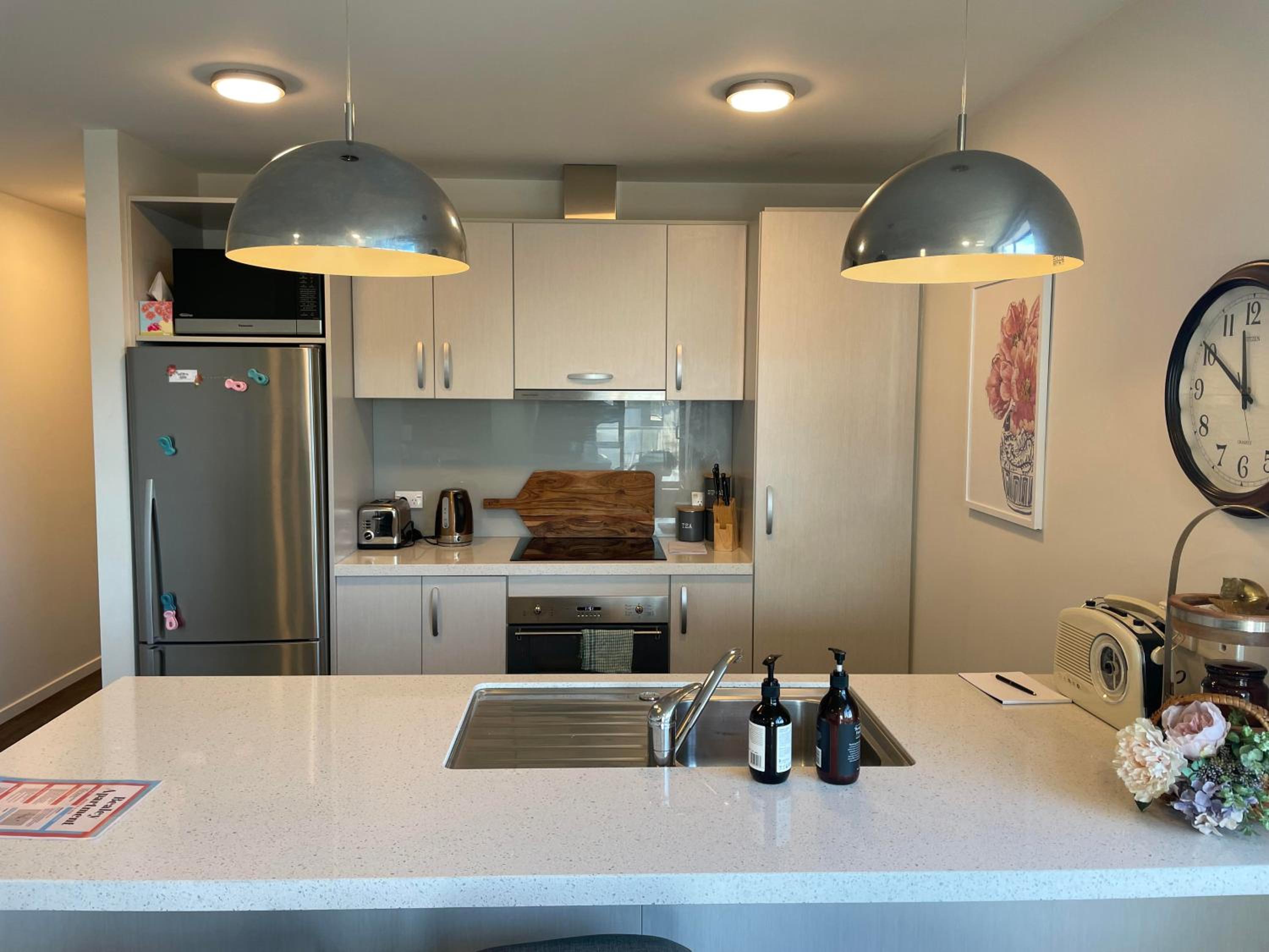 Bealey Avenue Apartment, 2 Bedroom apartment, Central City view 2