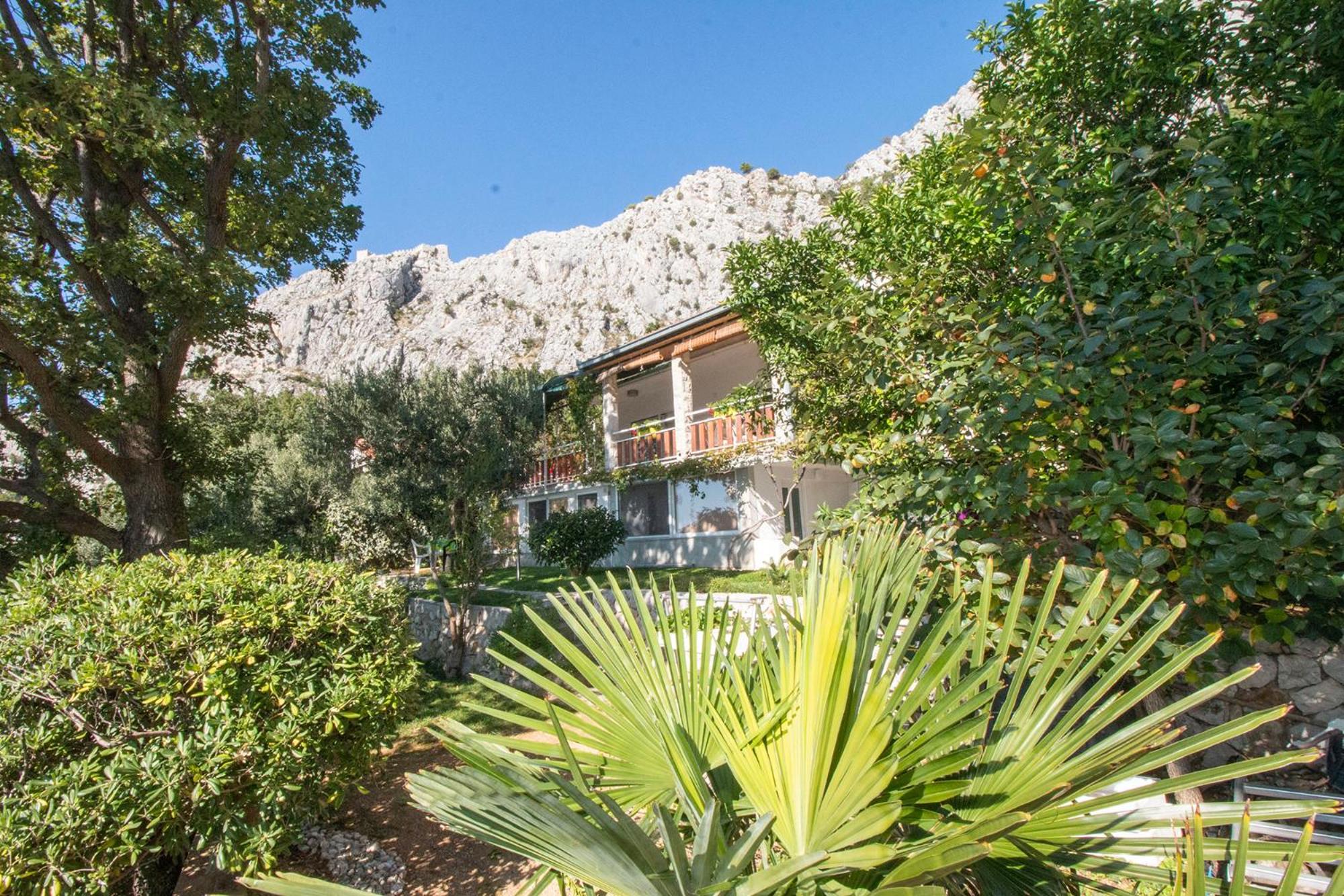 IDIS Holiday Home