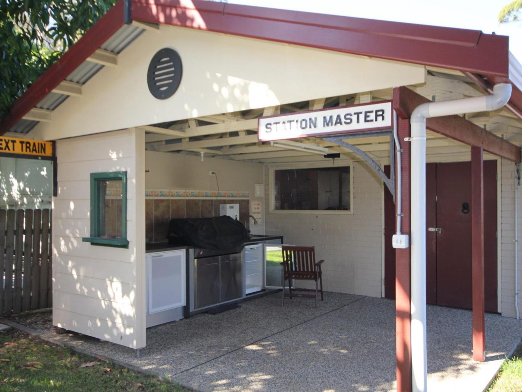 North Heaven Station