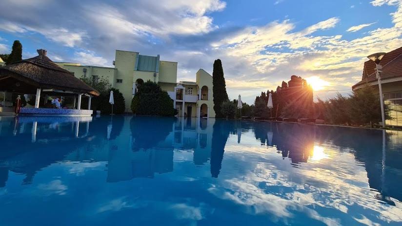 Mediterran Apartman with Pool view 3