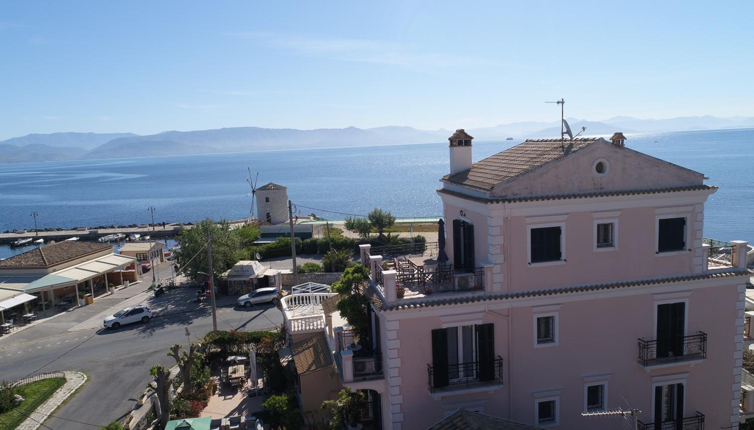 Garitsa Bay Apartment