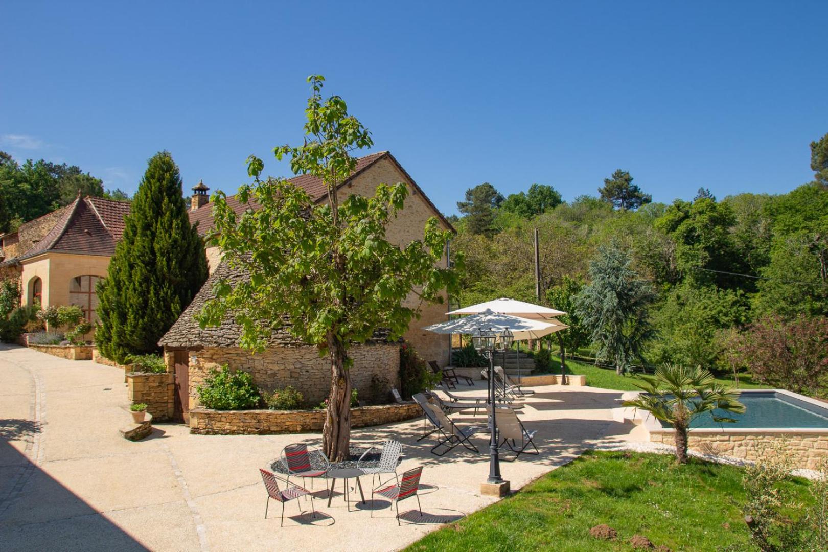 Le Four à Pain, Gîte avec piscine et SPA proche Sarlat view 3