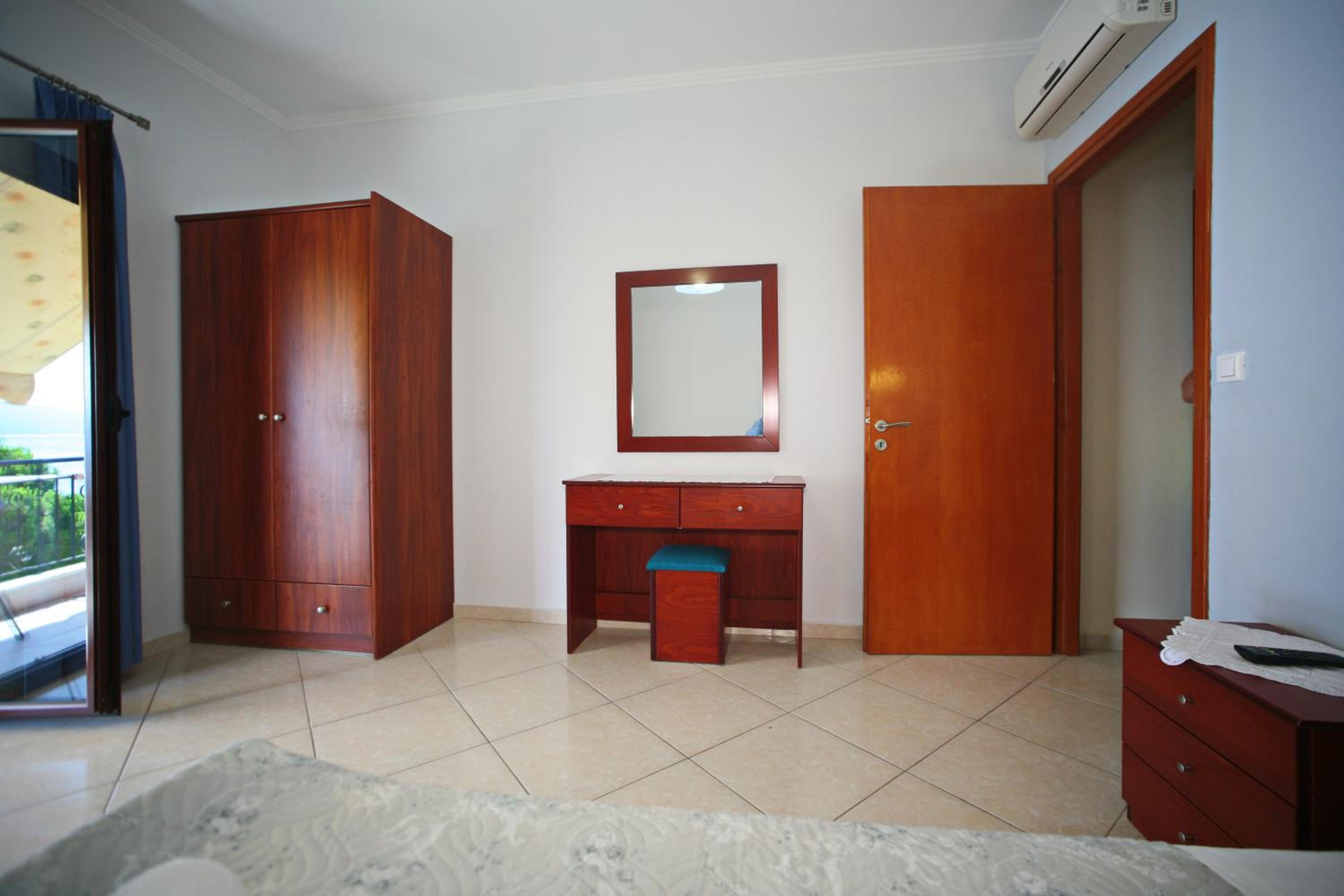 Studios&apartments Thomas