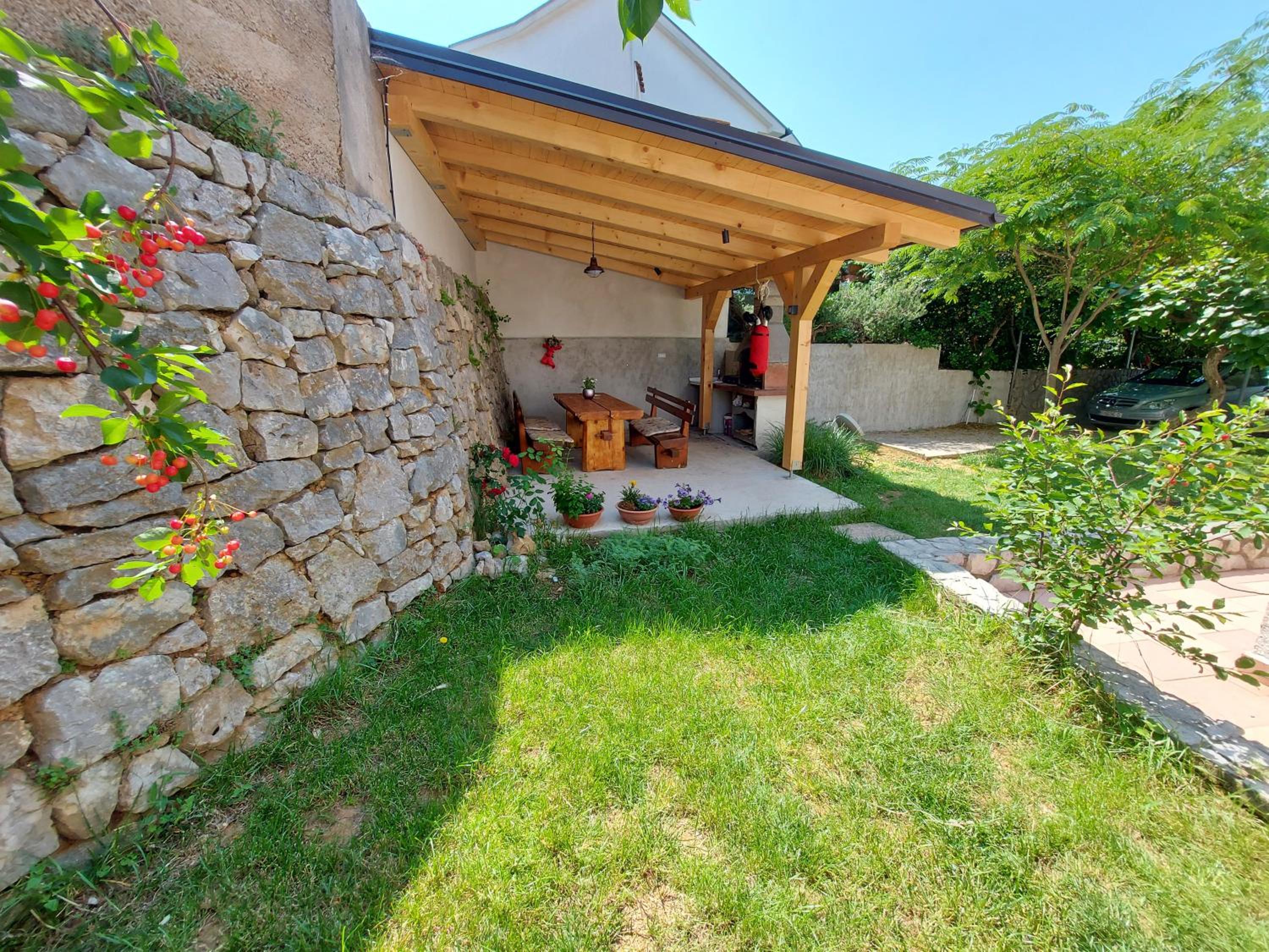 Photo 7