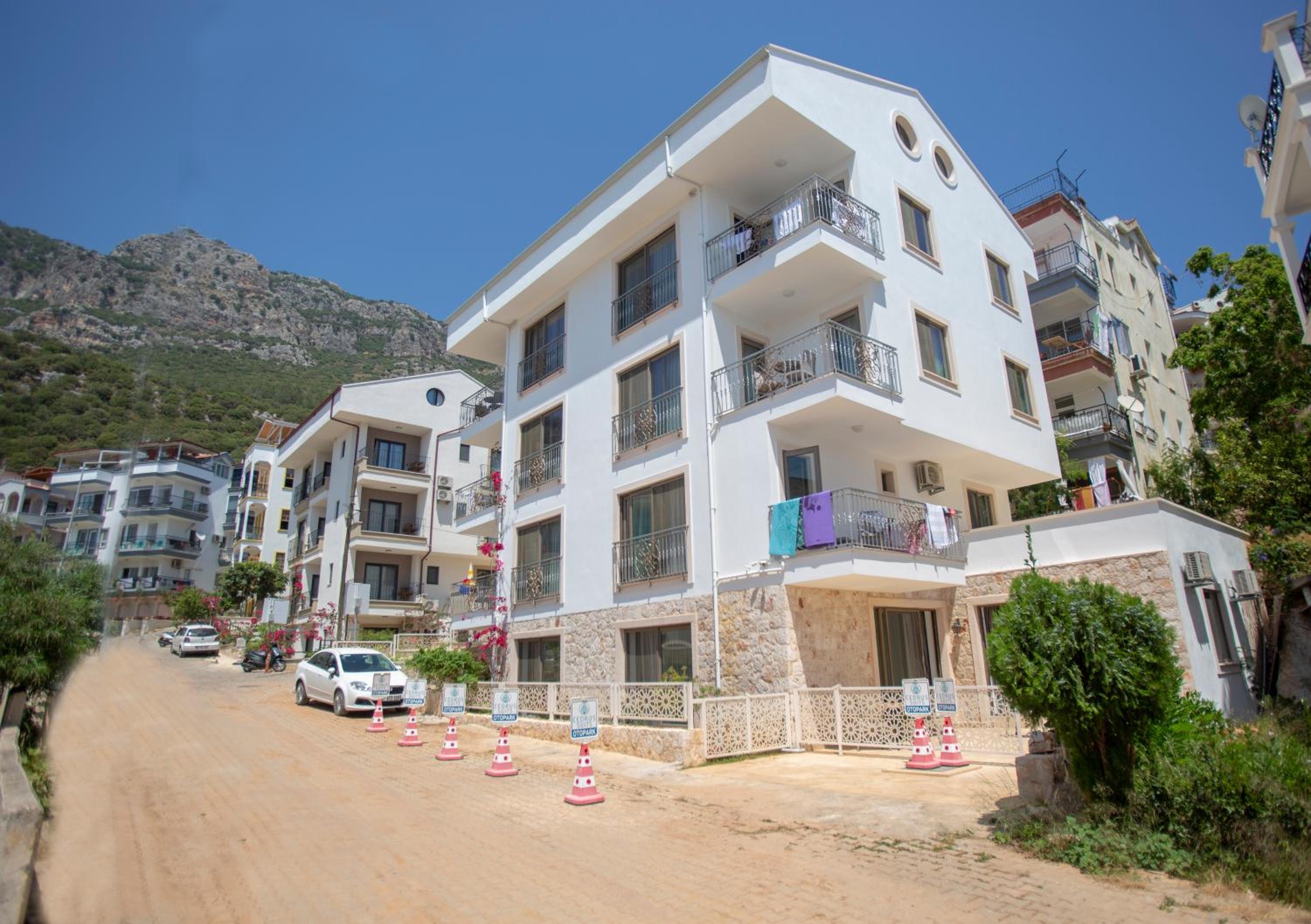 Cedrus Suites - Image 65