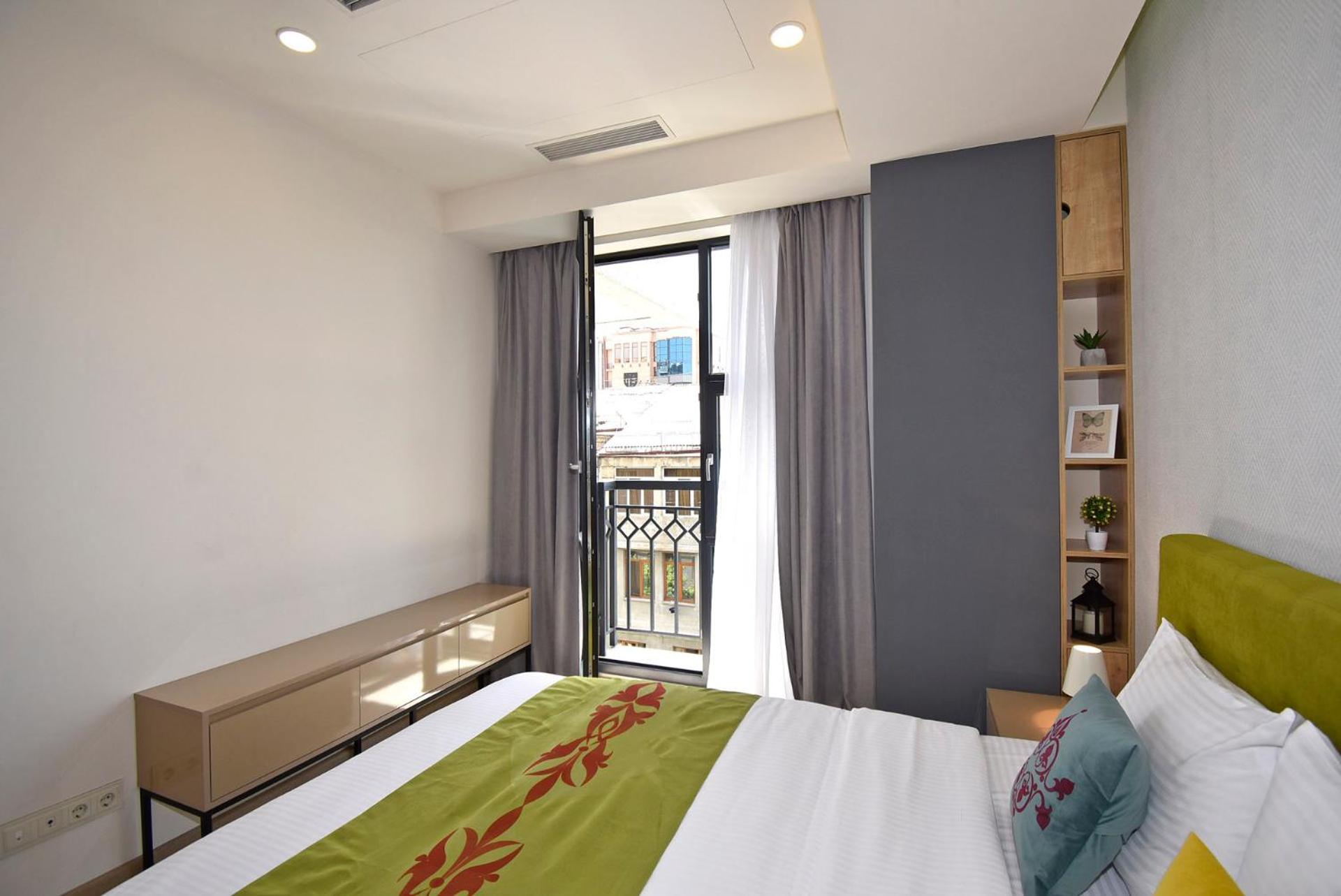Home4you Apartments on Koghbatsi