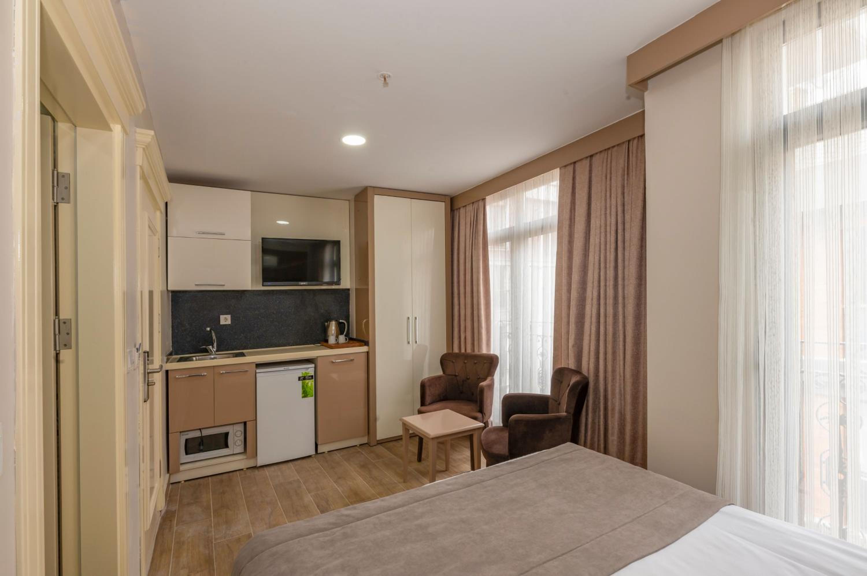 Taksim Peri Suite