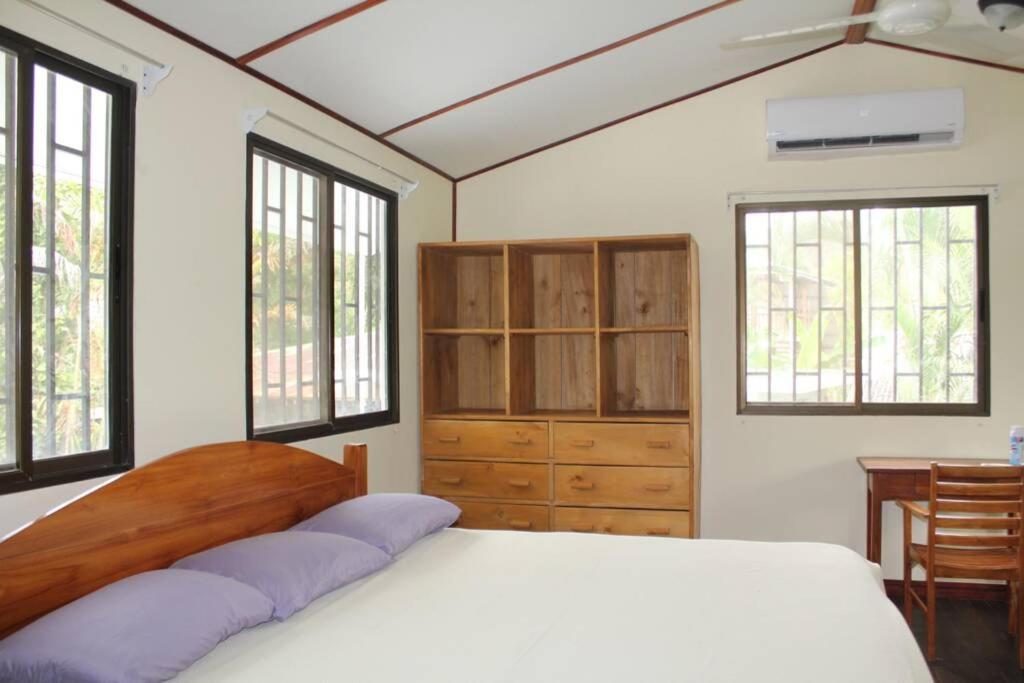 Pavones Point Surf House in Great Location