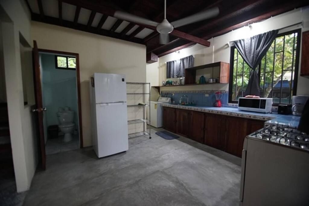 Pavones Point Surf House in Great Location