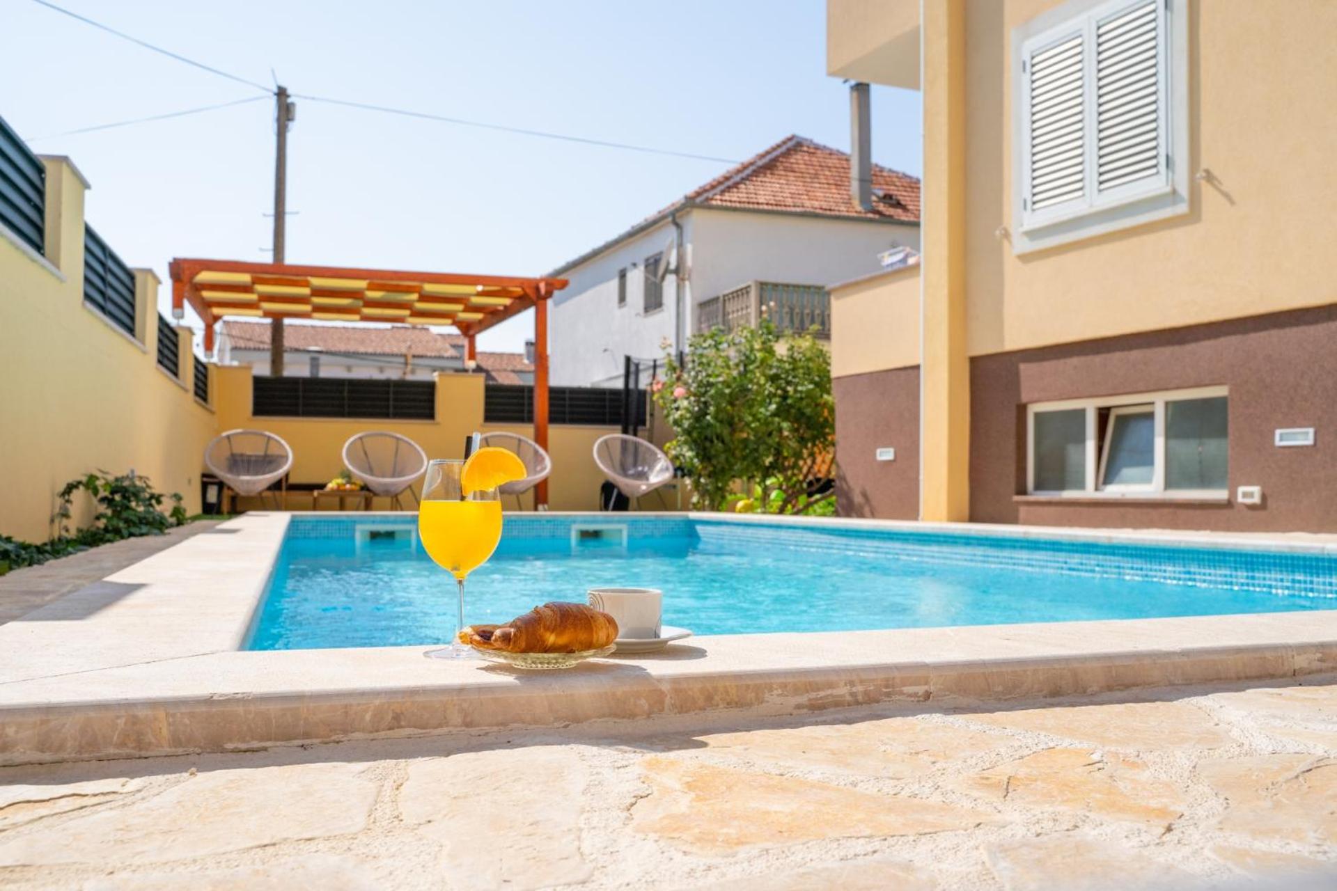 Apartments Dijana