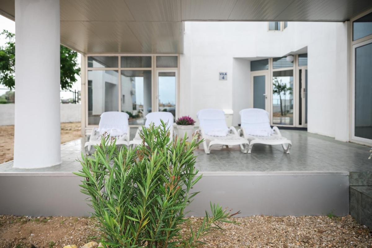 outdoor BBQ area