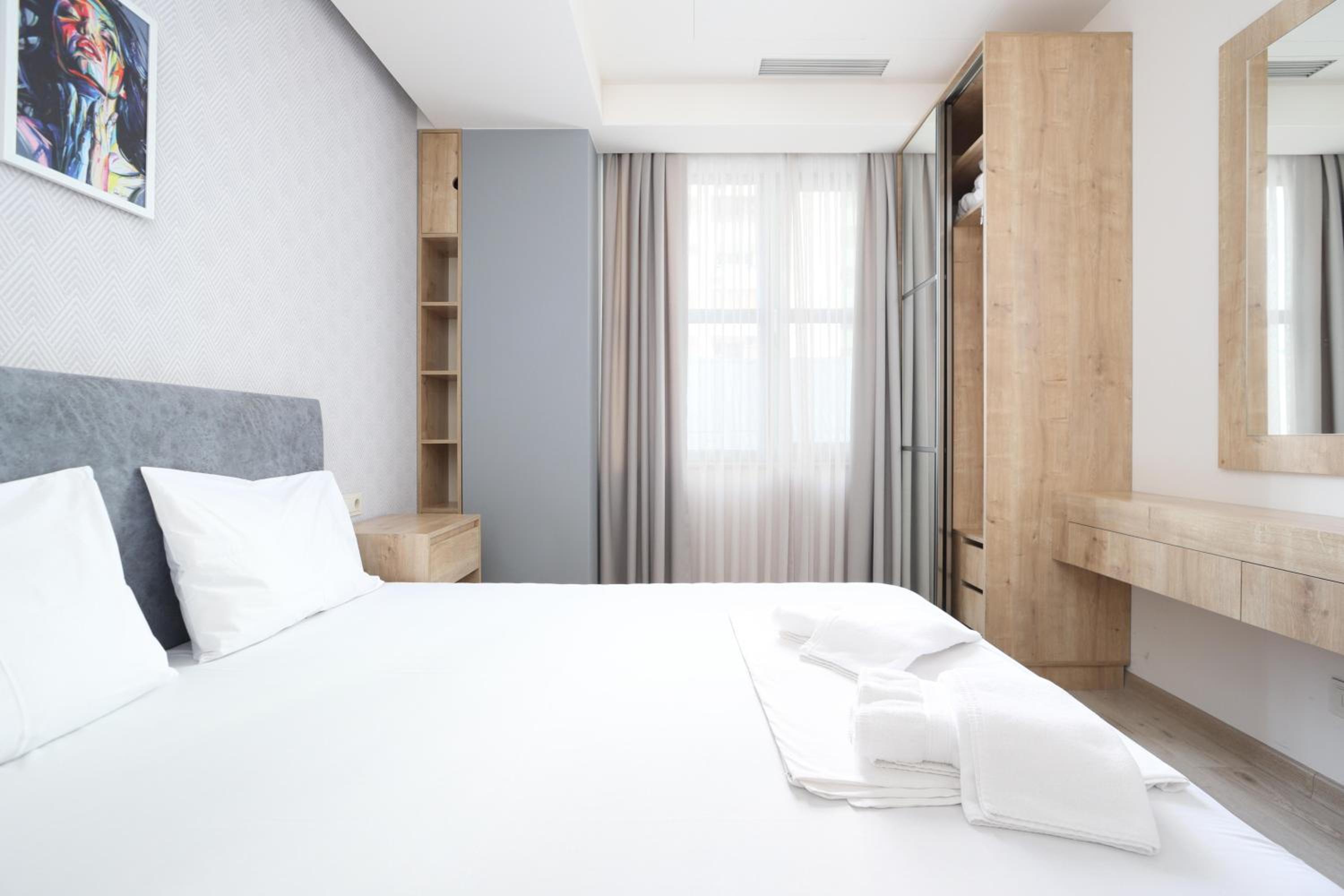 Apart-hotel on Koghbatsi 16