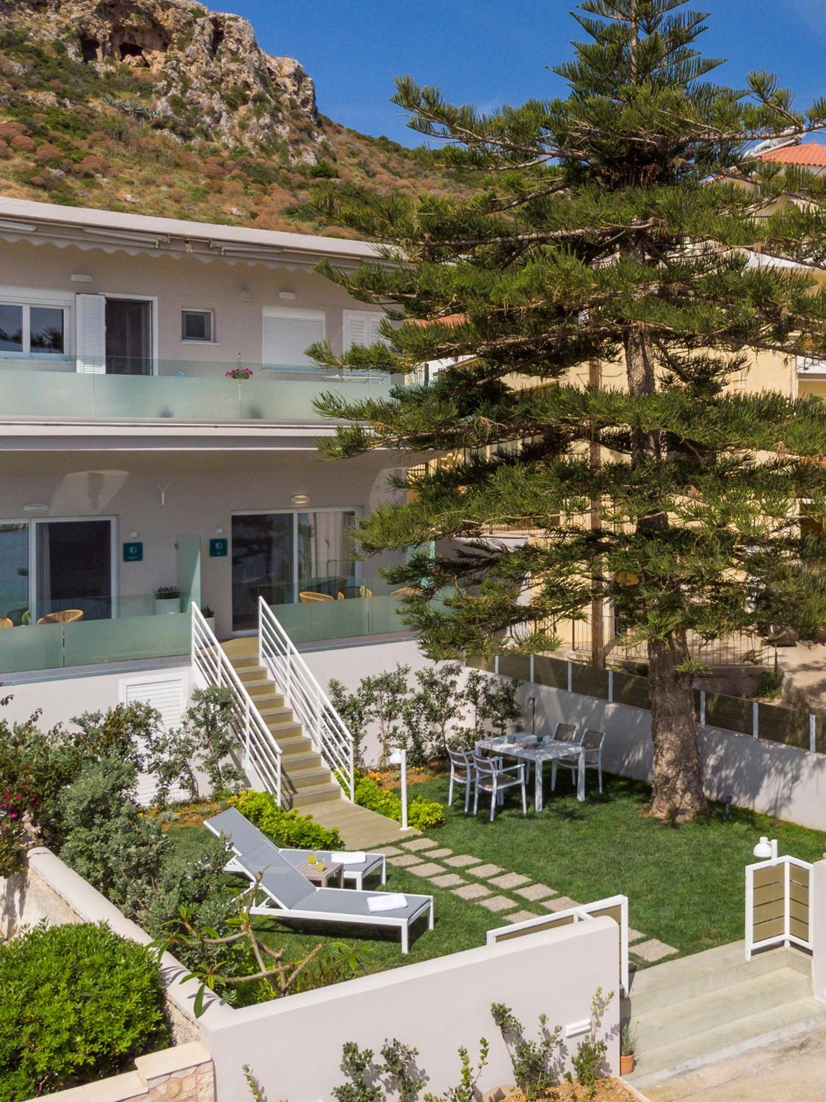 Kolymbari Sea Front Cozy Apartments photo 4