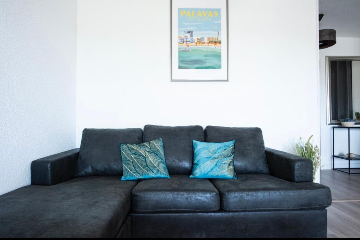Superb Apartment Near The Port And The Sea view 4